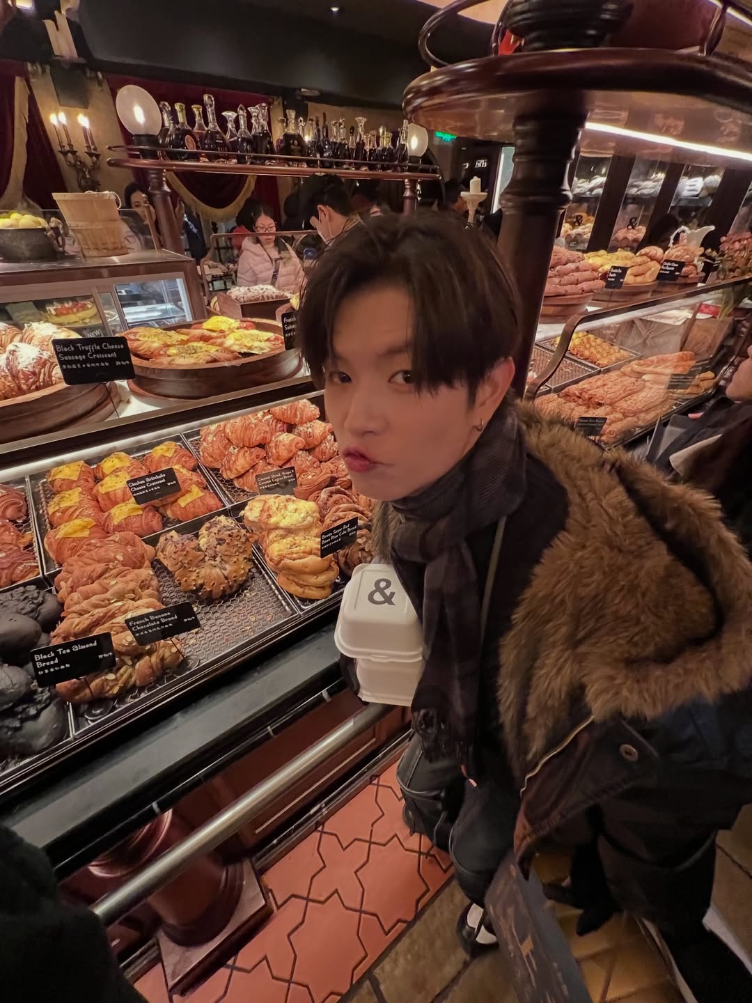 เทอร์โบ - ชนกชนม์ บุญมานะวงศ์