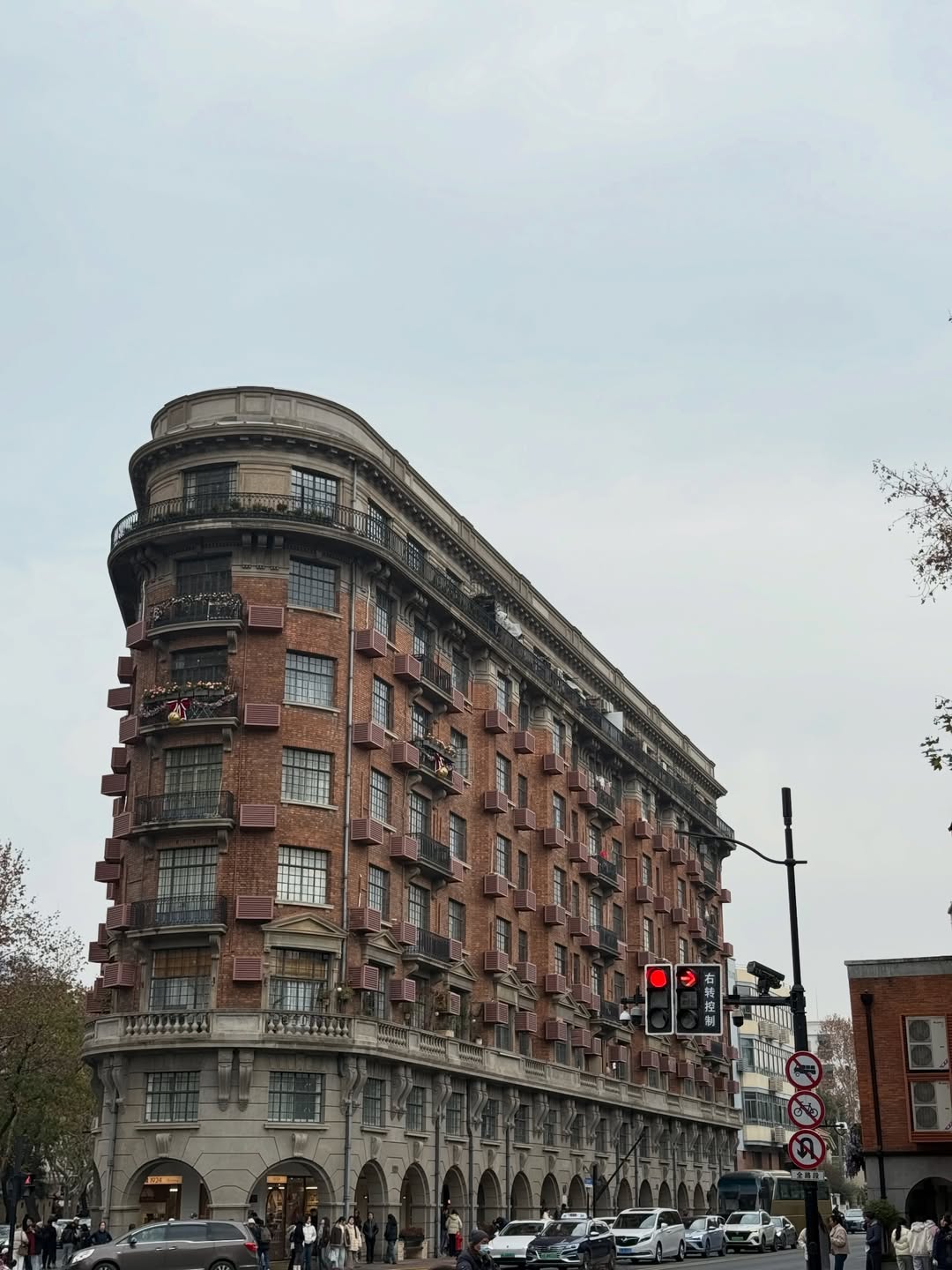 เทอร์โบ - ชนกชนม์ บุญมานะวงศ์