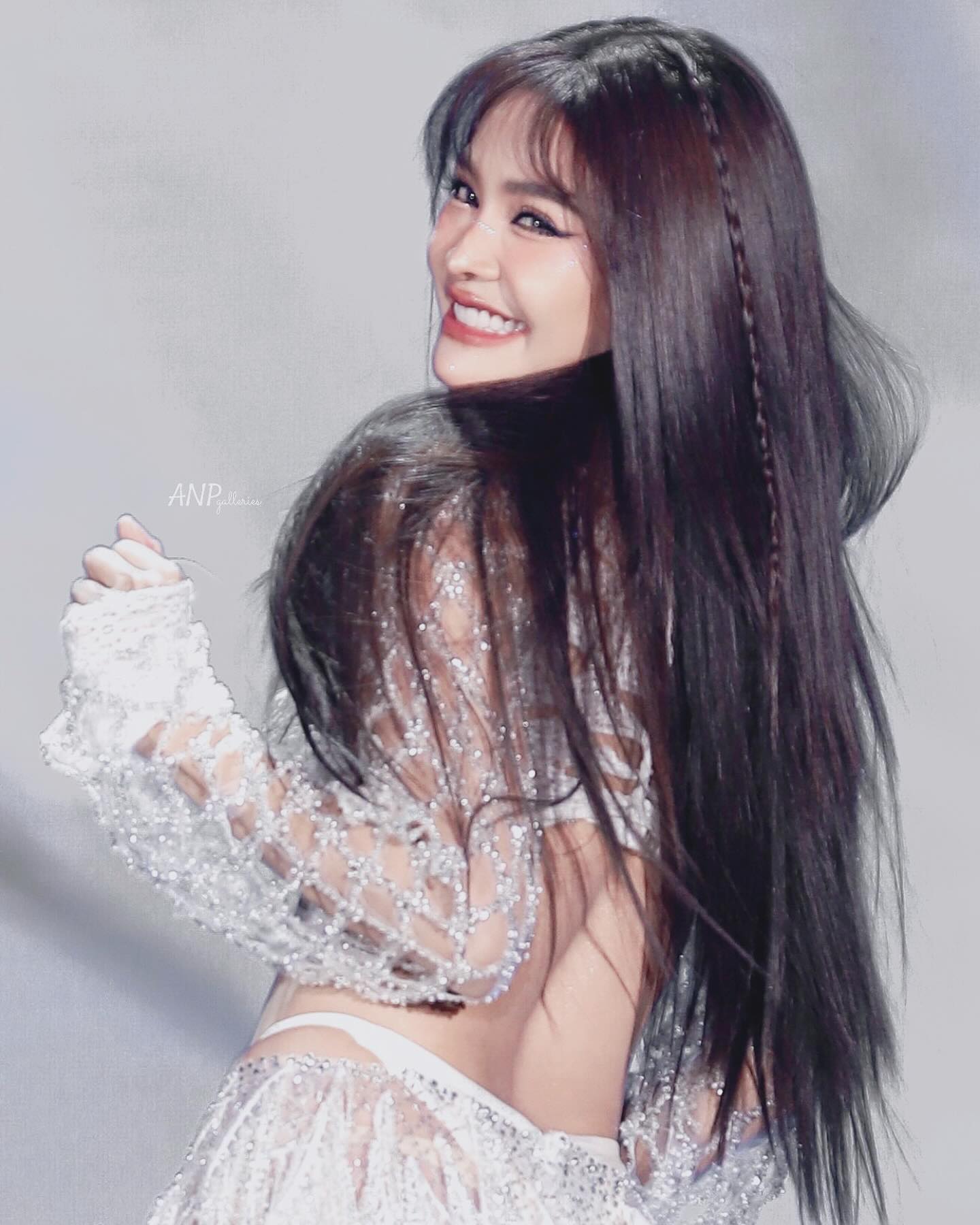 อิงฟ้า วราหะ