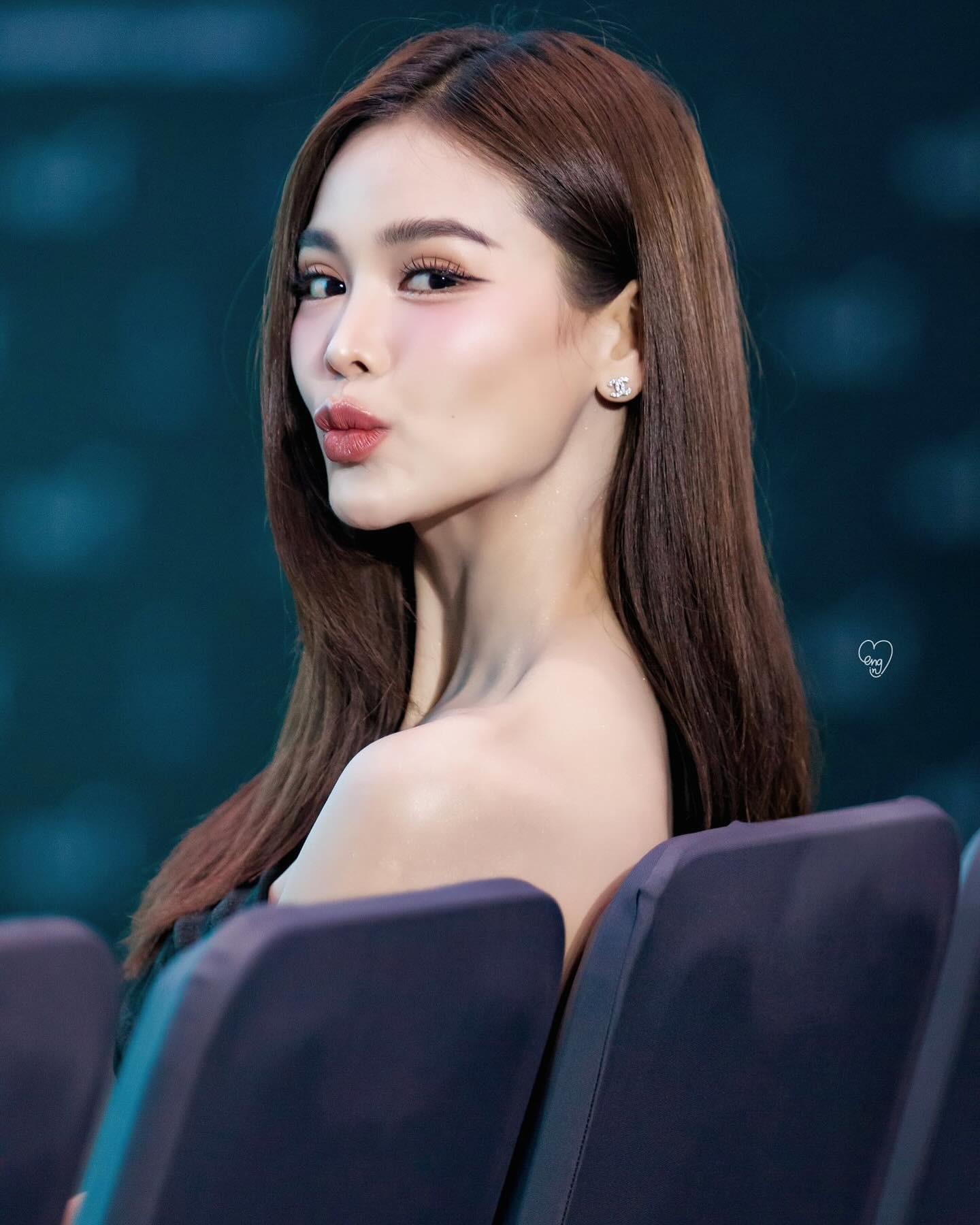 อิงฟ้า วราหะ