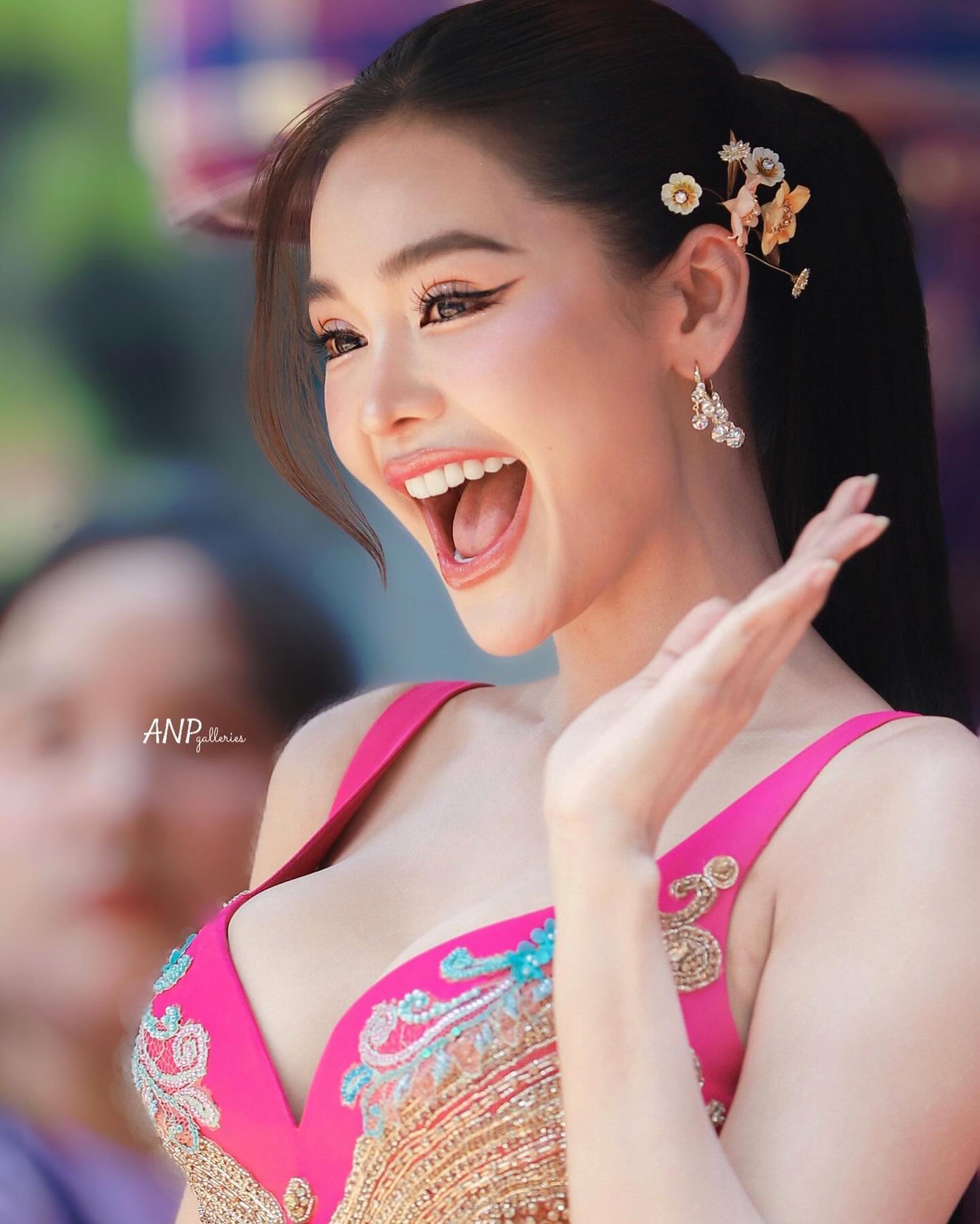 อิงฟ้า วราหะ