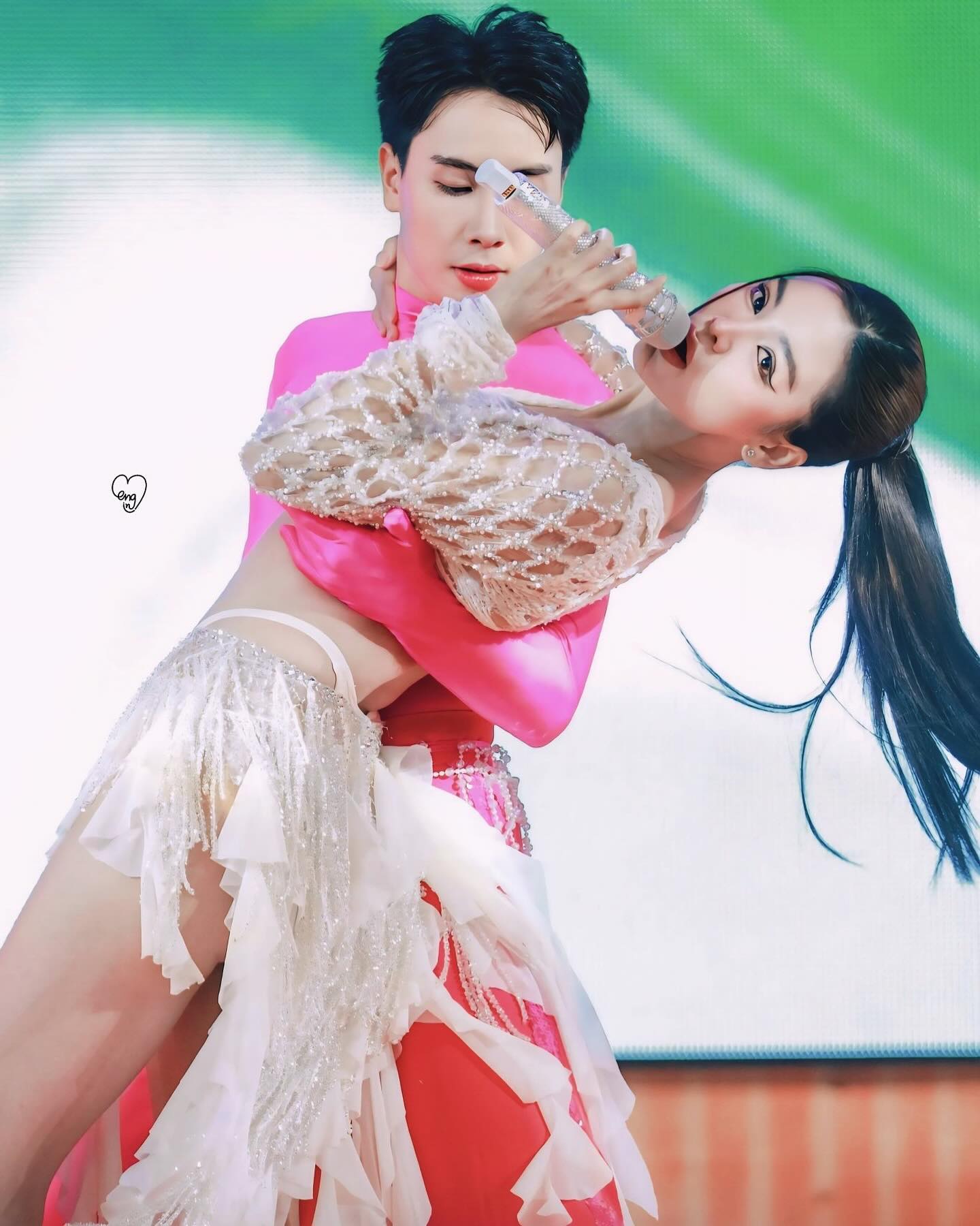 อิงฟ้า วราหะ