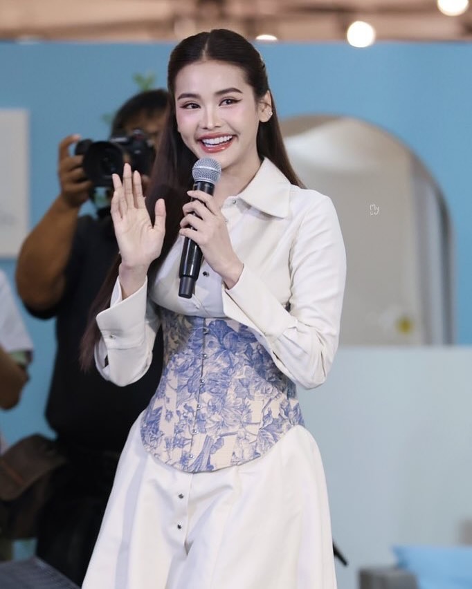 อิงฟ้า วราหะ