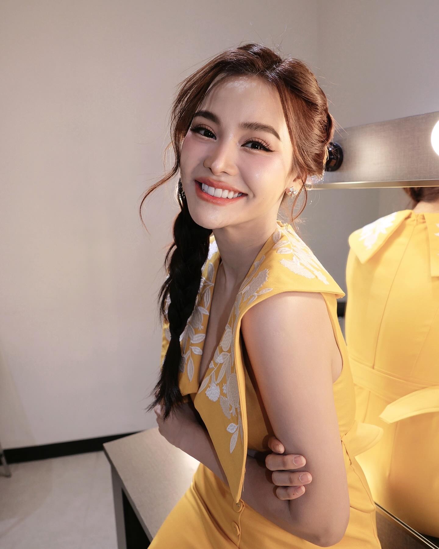 อิงฟ้า วราหะ