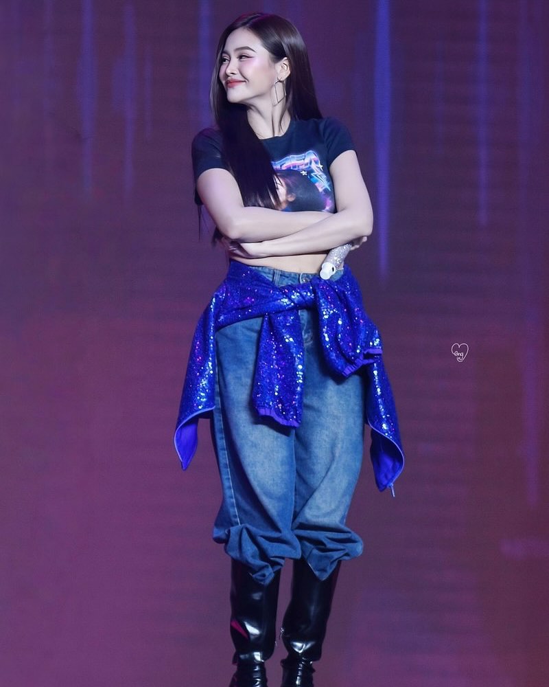 อิงฟ้า วราหะ