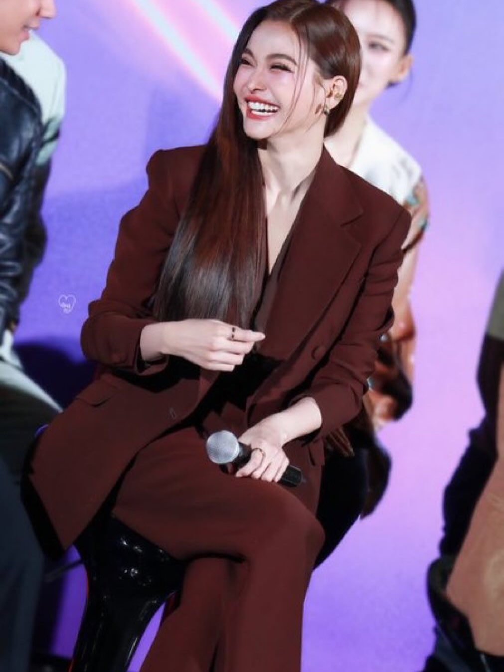 อิงฟ้า วราหะ