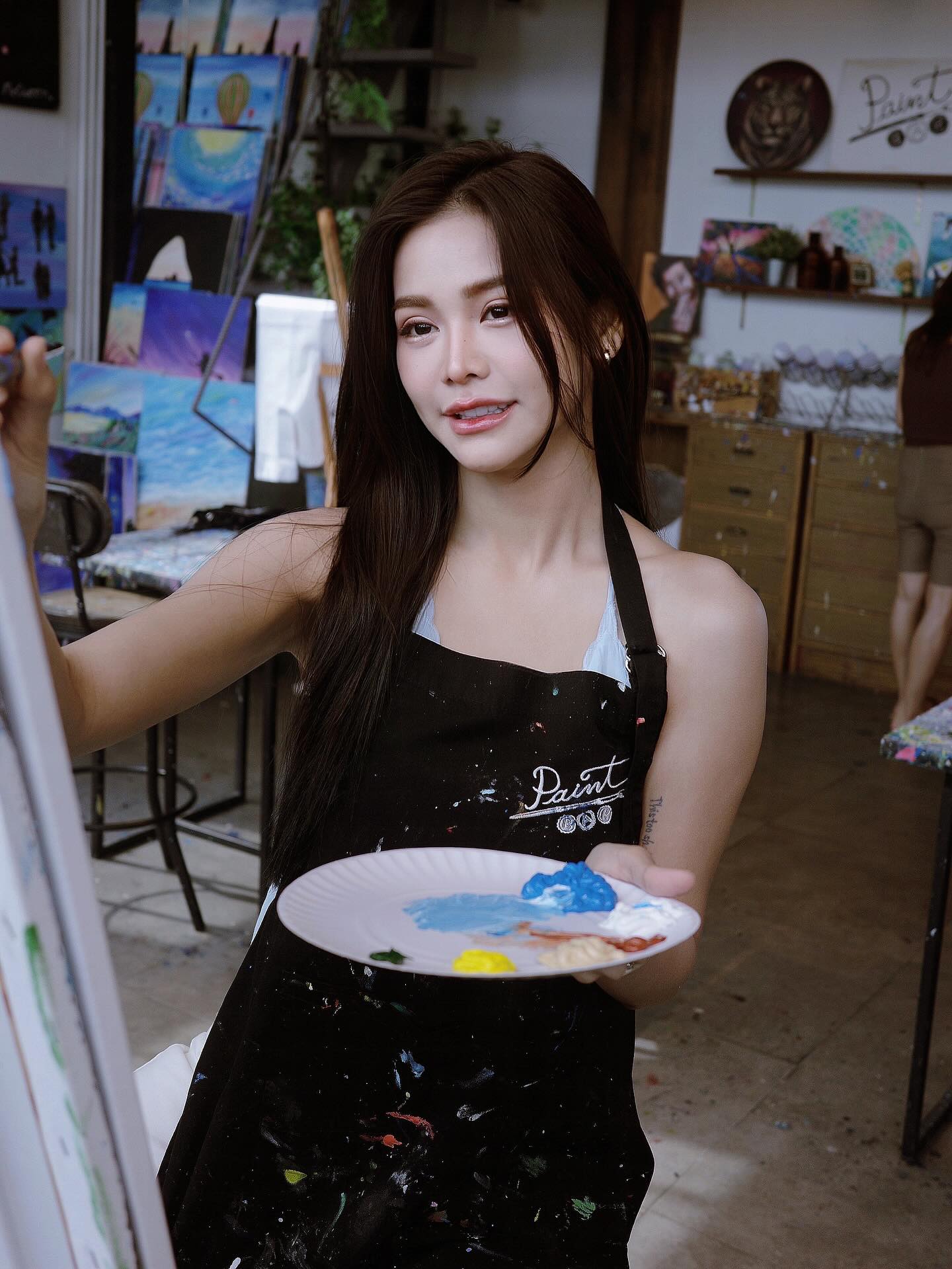 อิงฟ้า วราหะ