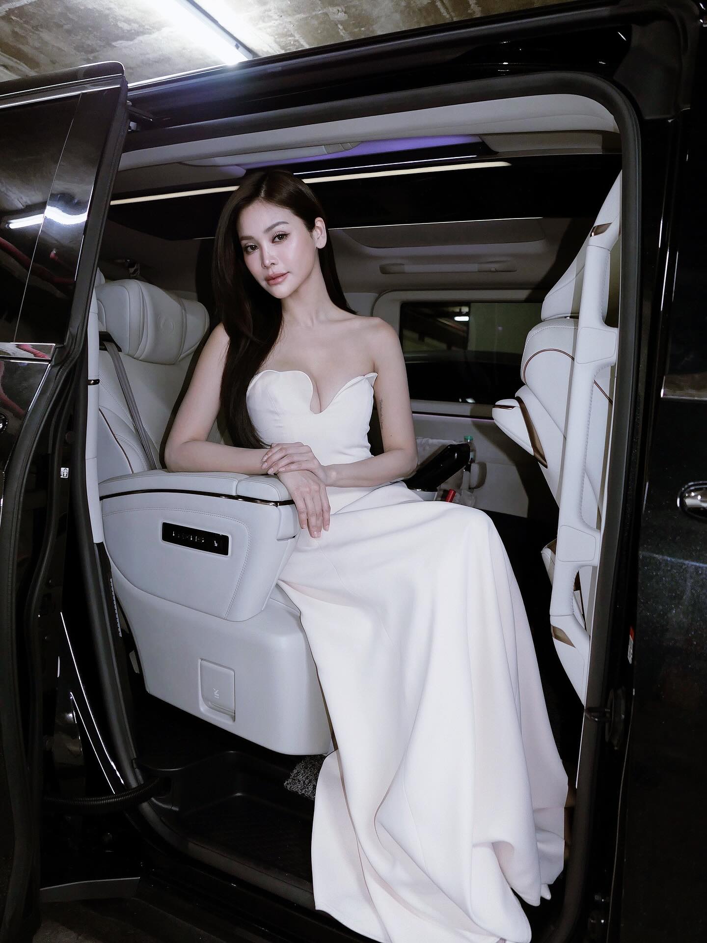 อิงฟ้า วราหะ