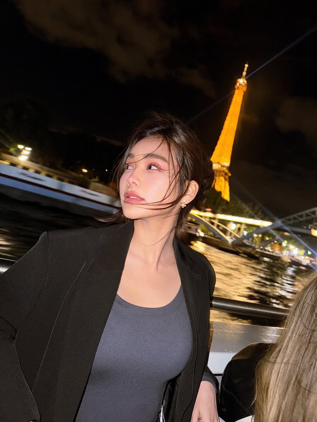 อิงฟ้า วราหะ