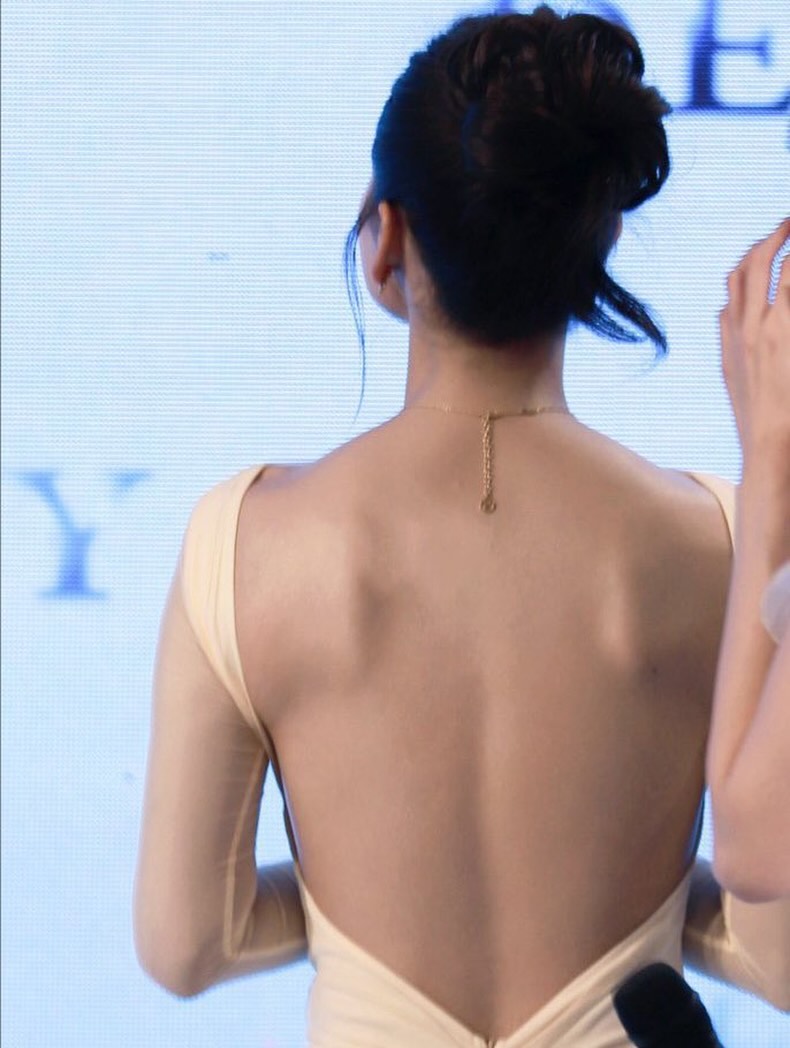 อิงฟ้า วราหะ