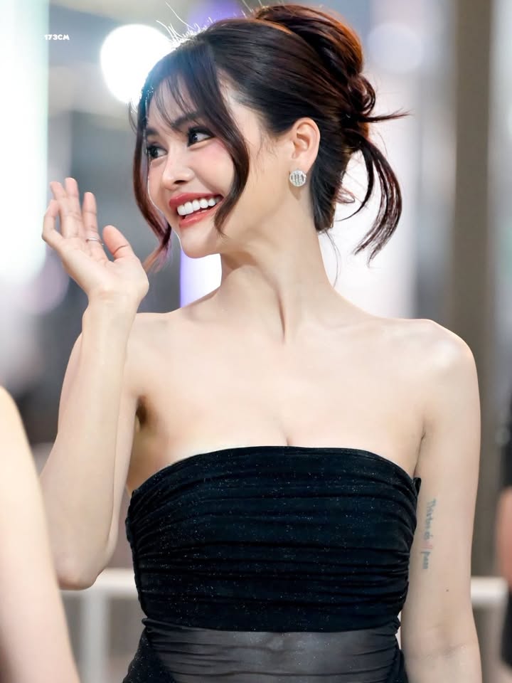 อิงฟ้า วราหะ