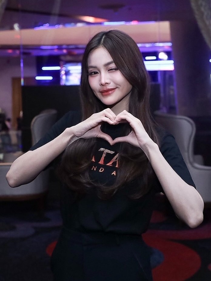 อิงฟ้า วราหะ