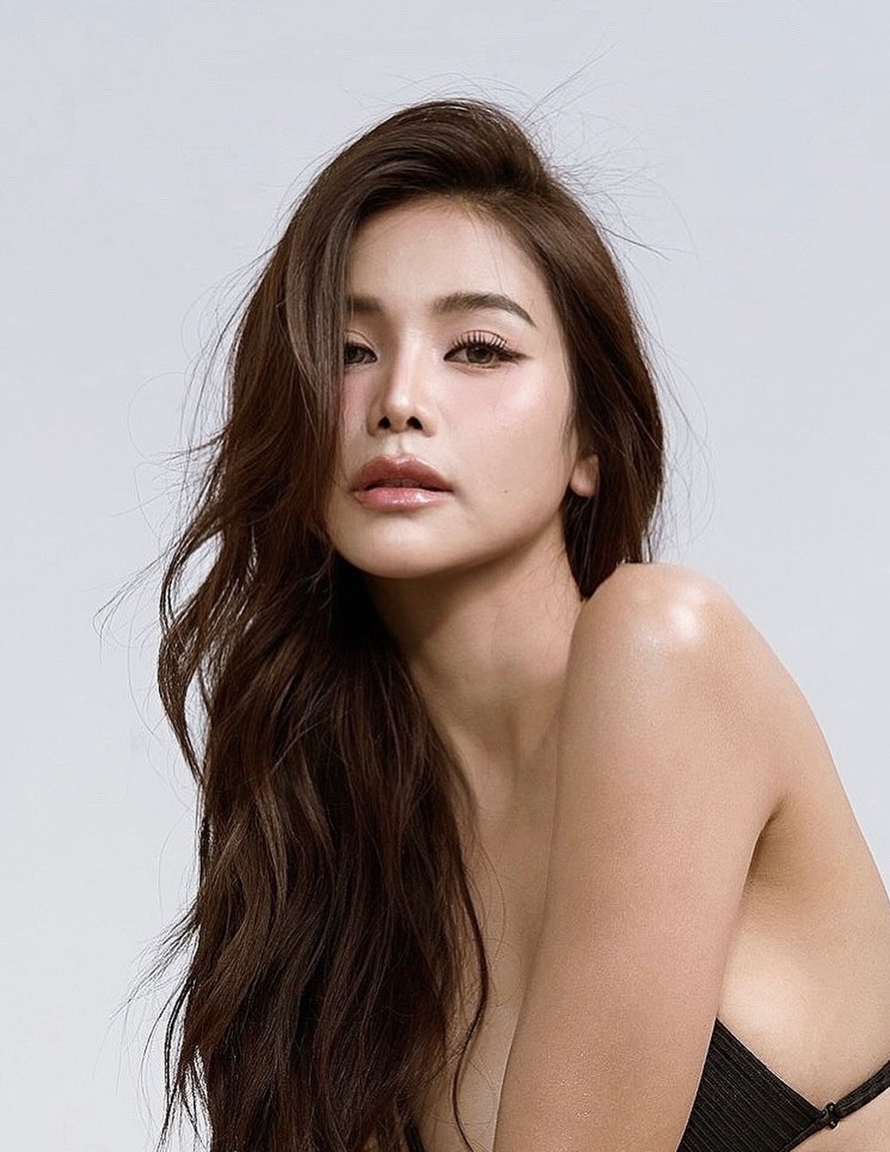 อิงฟ้า วราหะ