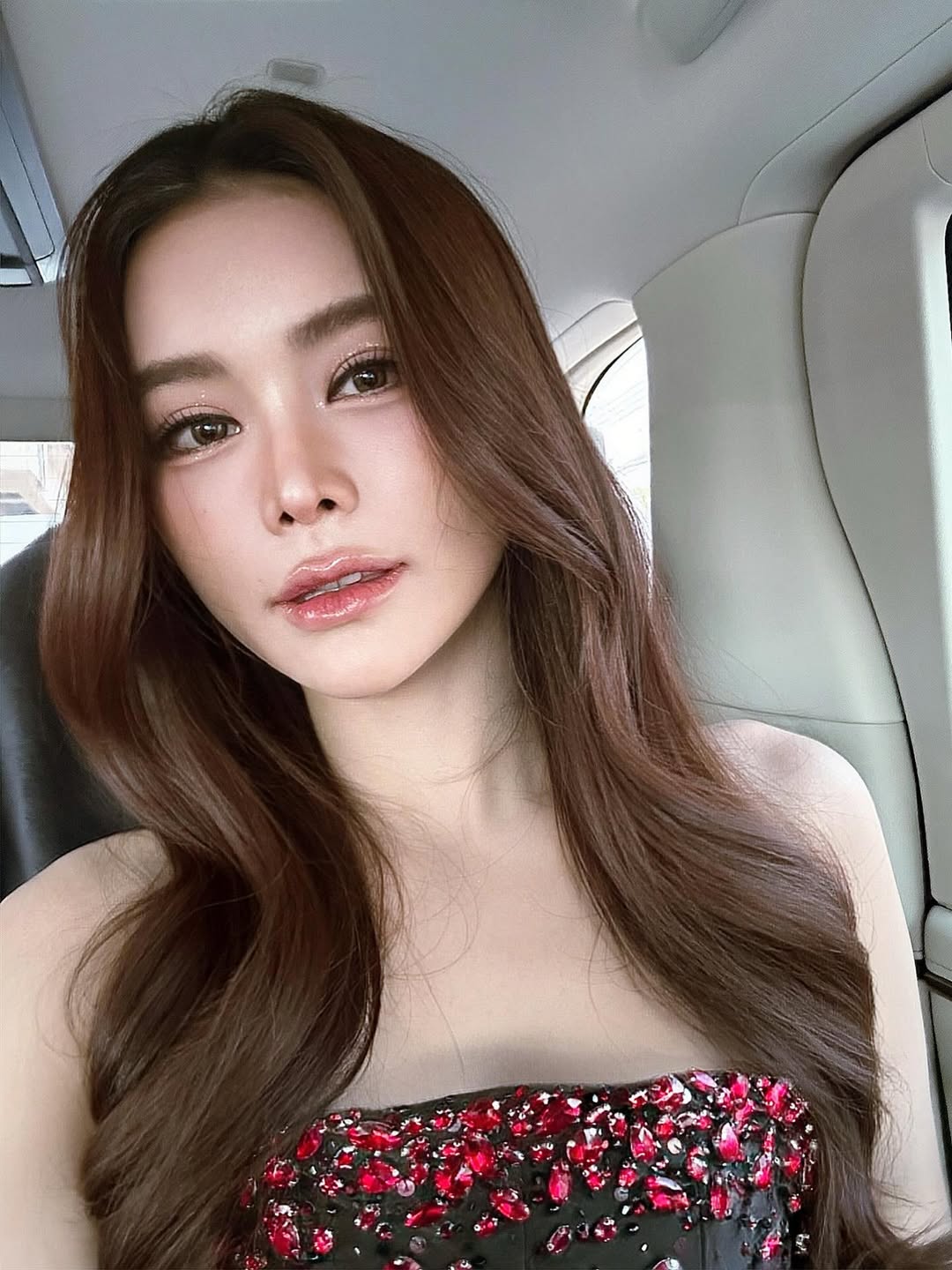 อิงฟ้า วราหะ