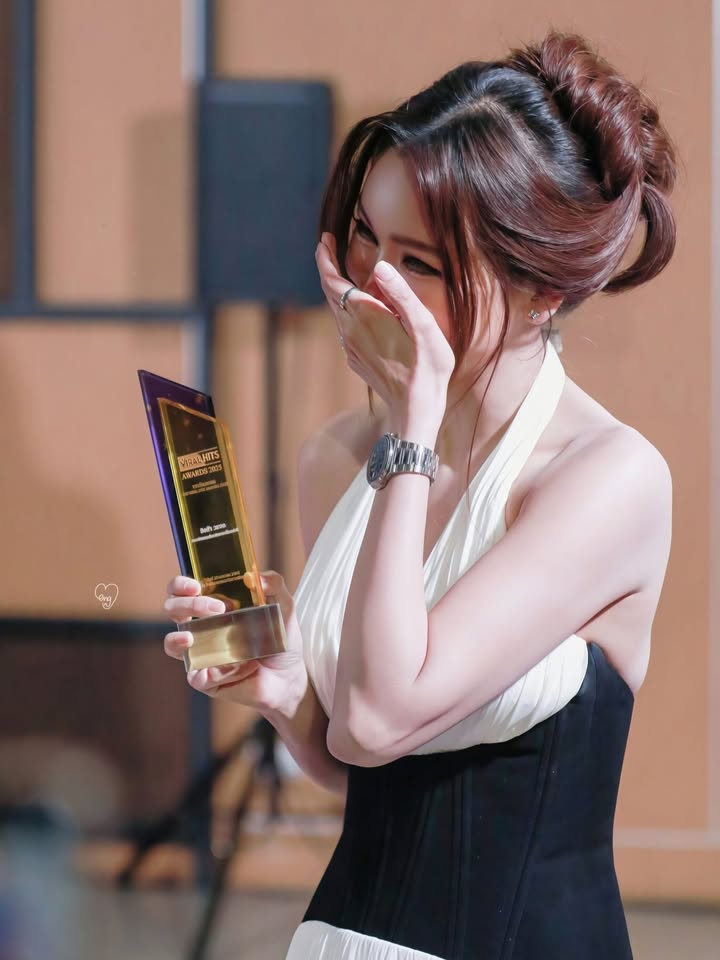 อิงฟ้า วราหะ