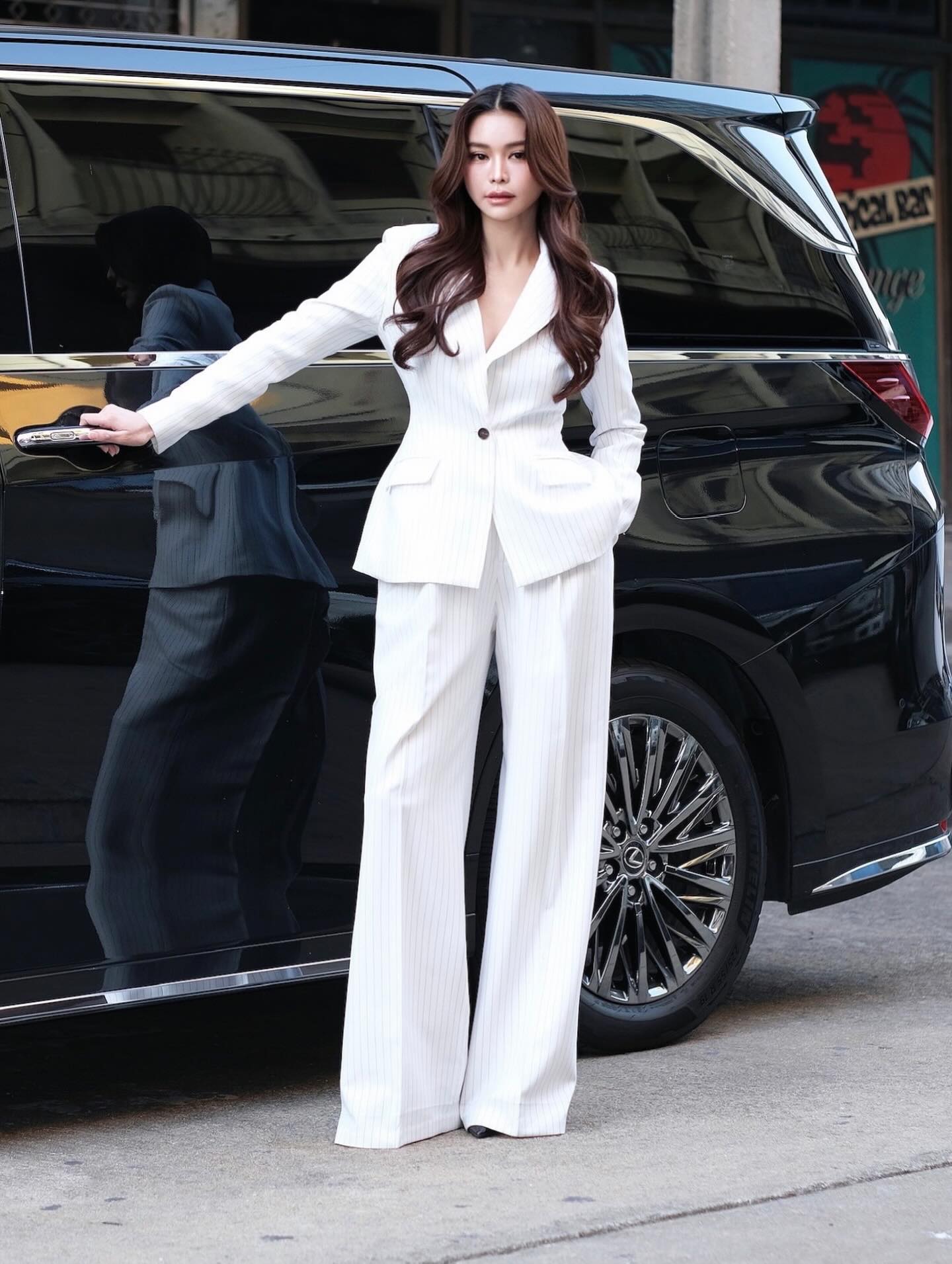 อิงฟ้า วราหะ