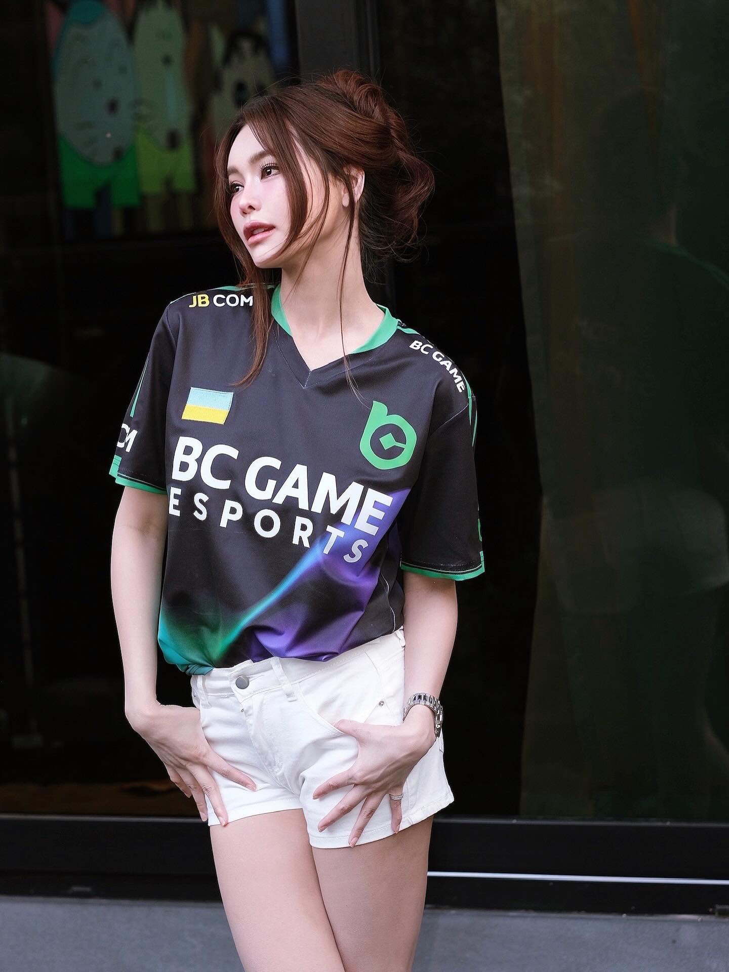 อิงฟ้า วราหะ