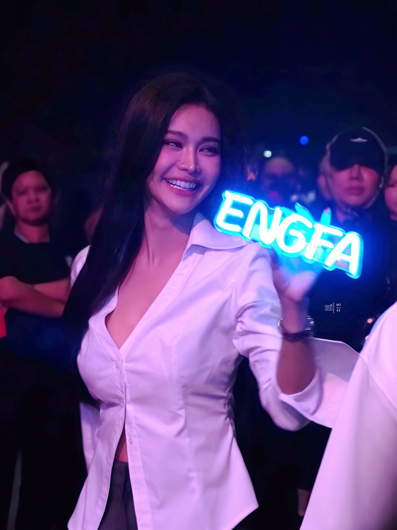 อิงฟ้า วราหะ