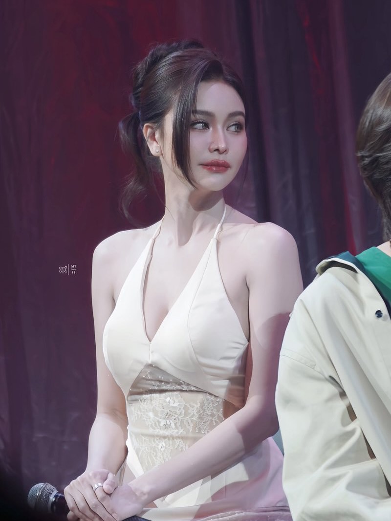 อิงฟ้า วราหะ