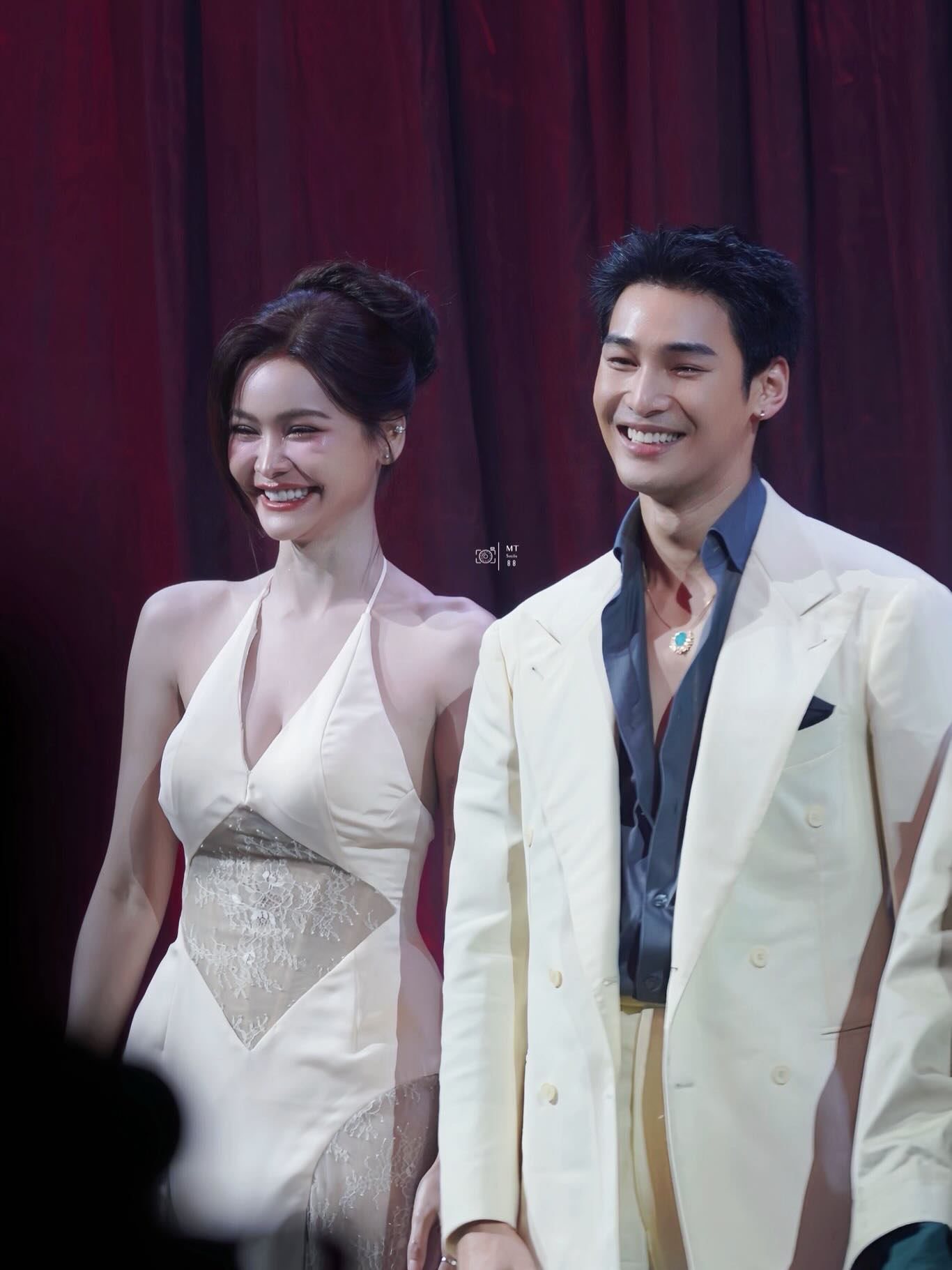 อิงฟ้า วราหะ