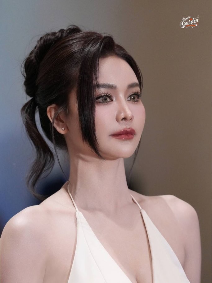 อิงฟ้า วราหะ