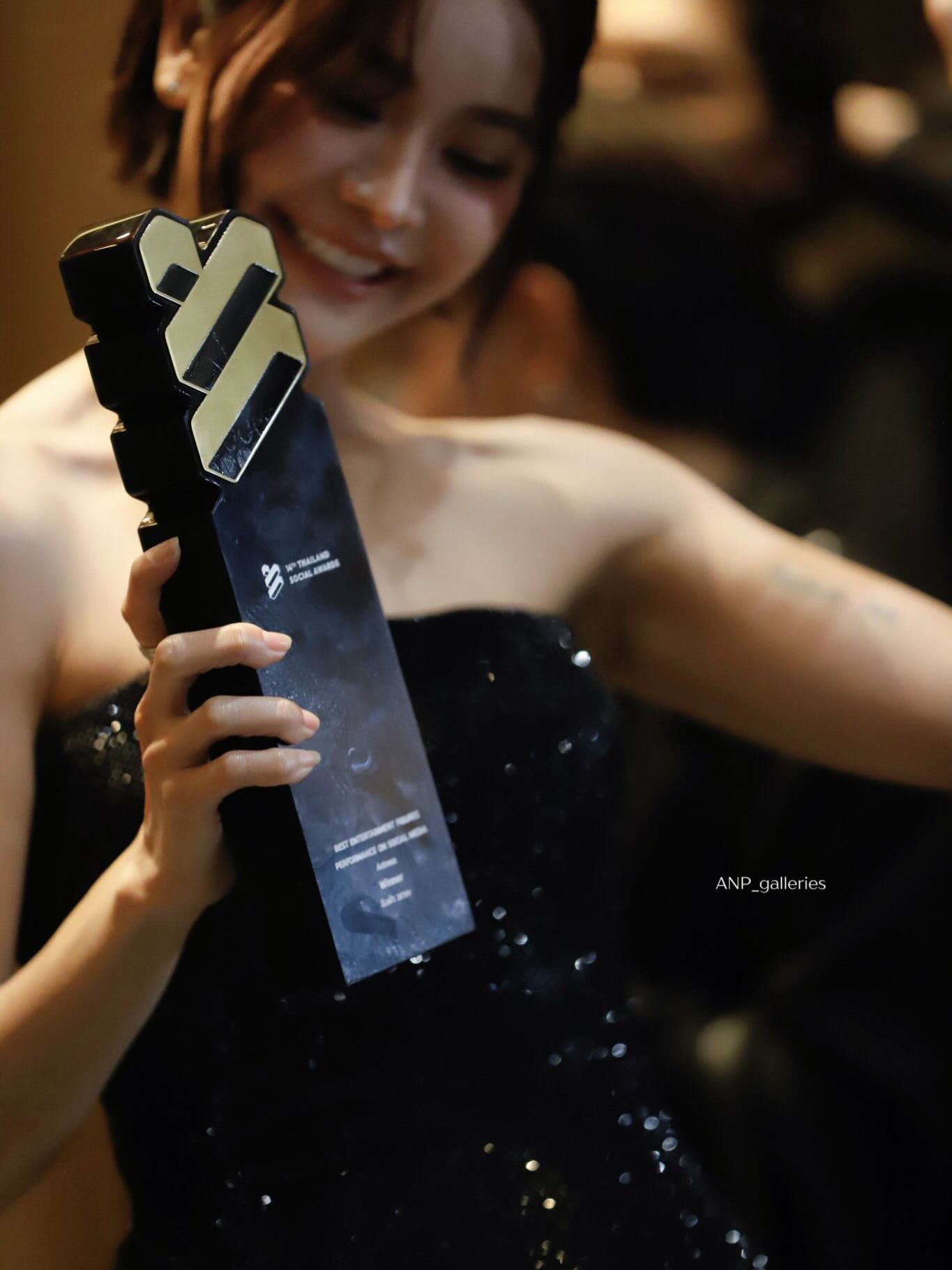 อิงฟ้า วราหะ