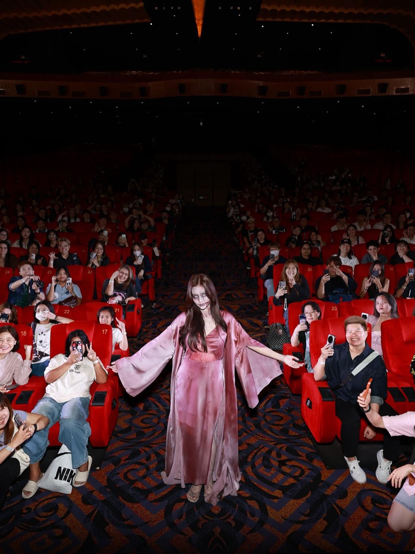 อิงฟ้า วราหะ