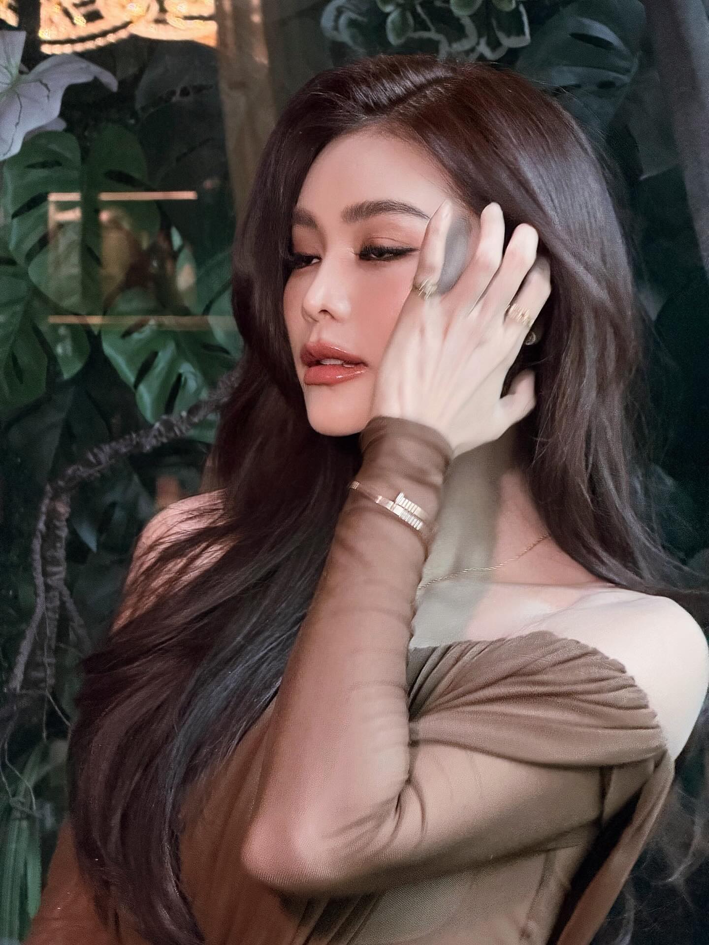 อิงฟ้า วราหะ