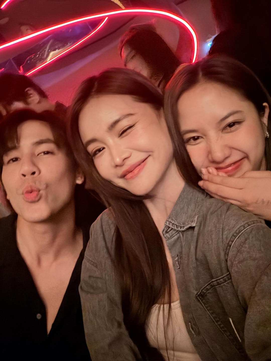 อิงฟ้า วราหะ