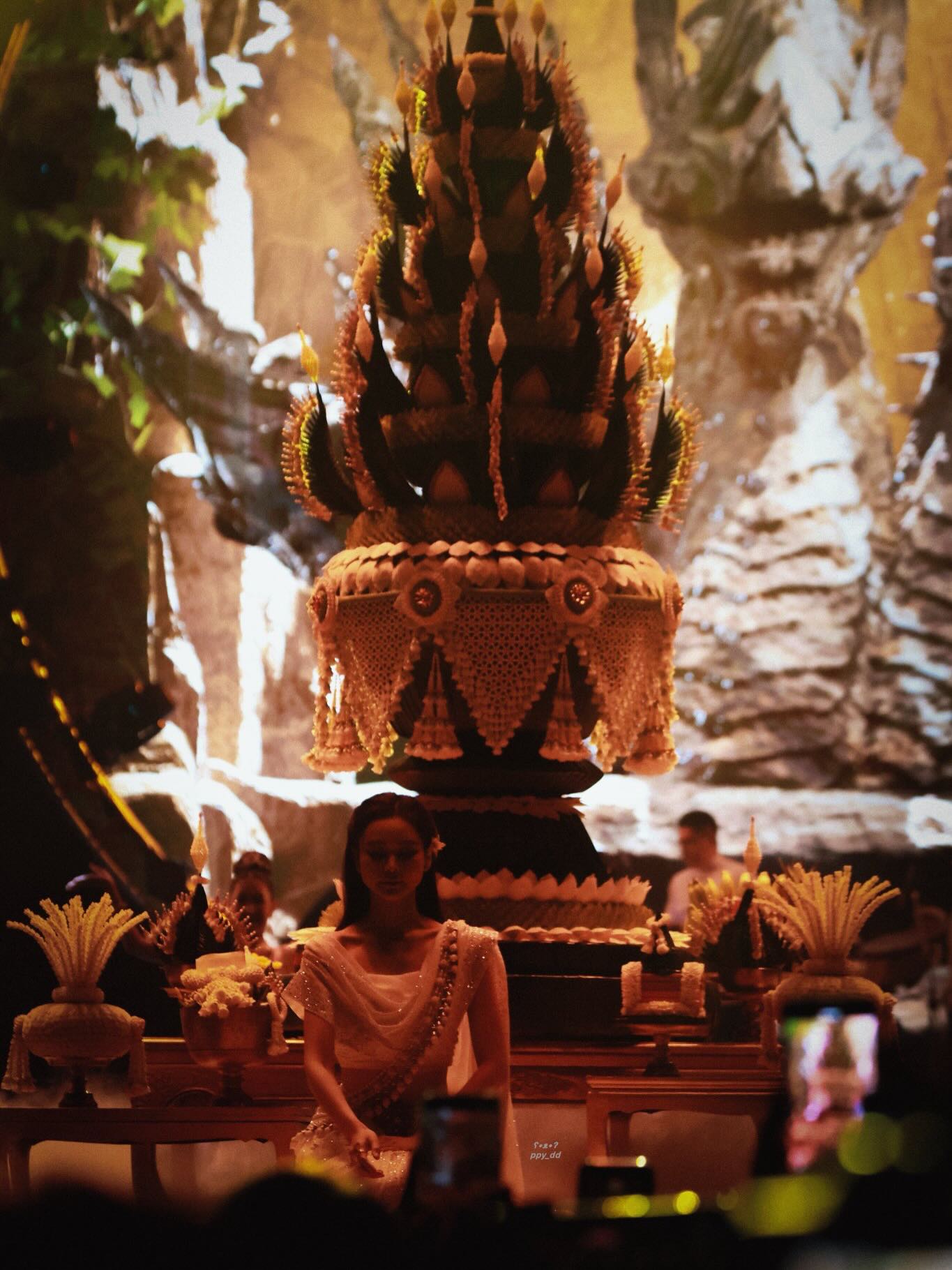 อิงฟ้า วราหะ
