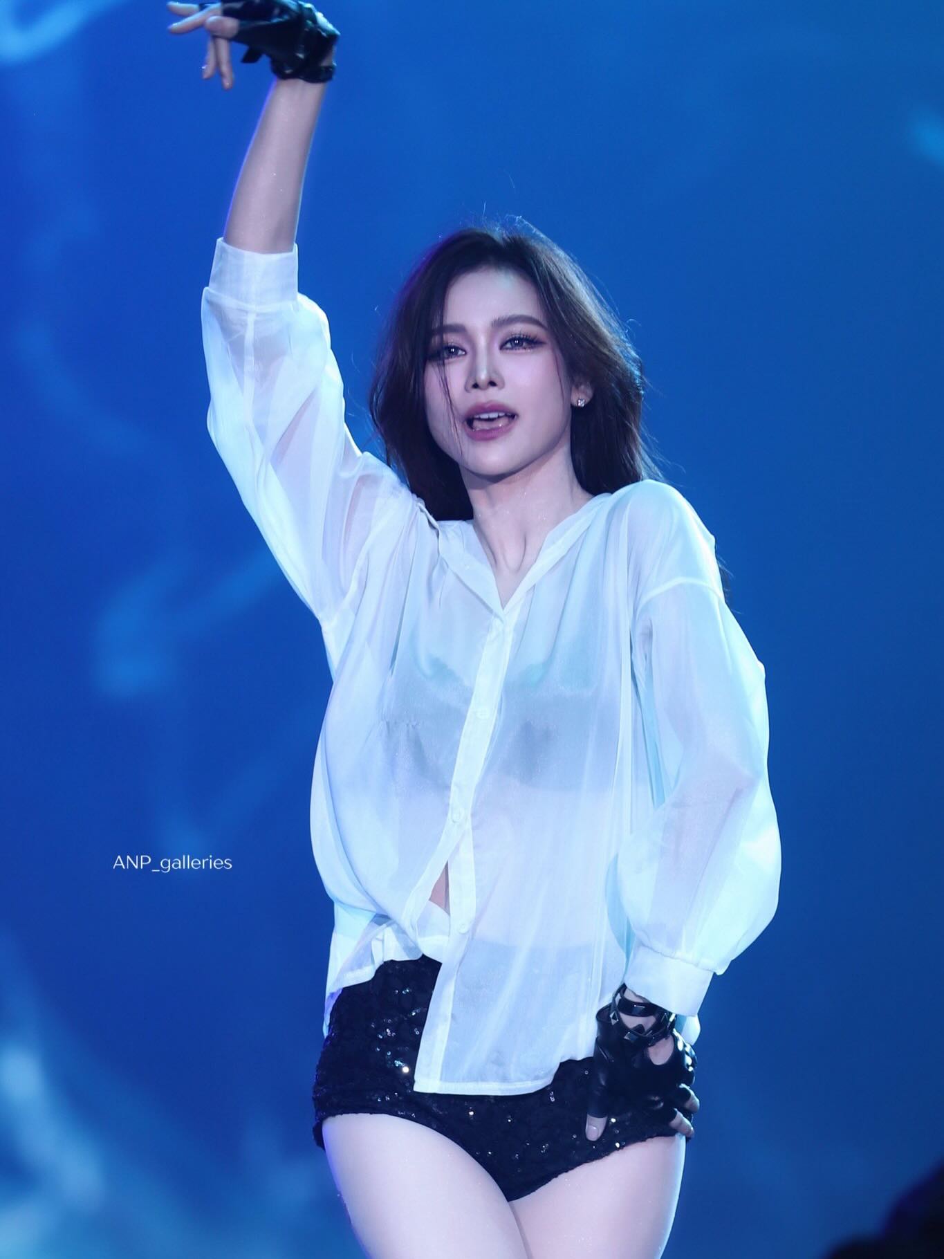 อิงฟ้า วราหะ