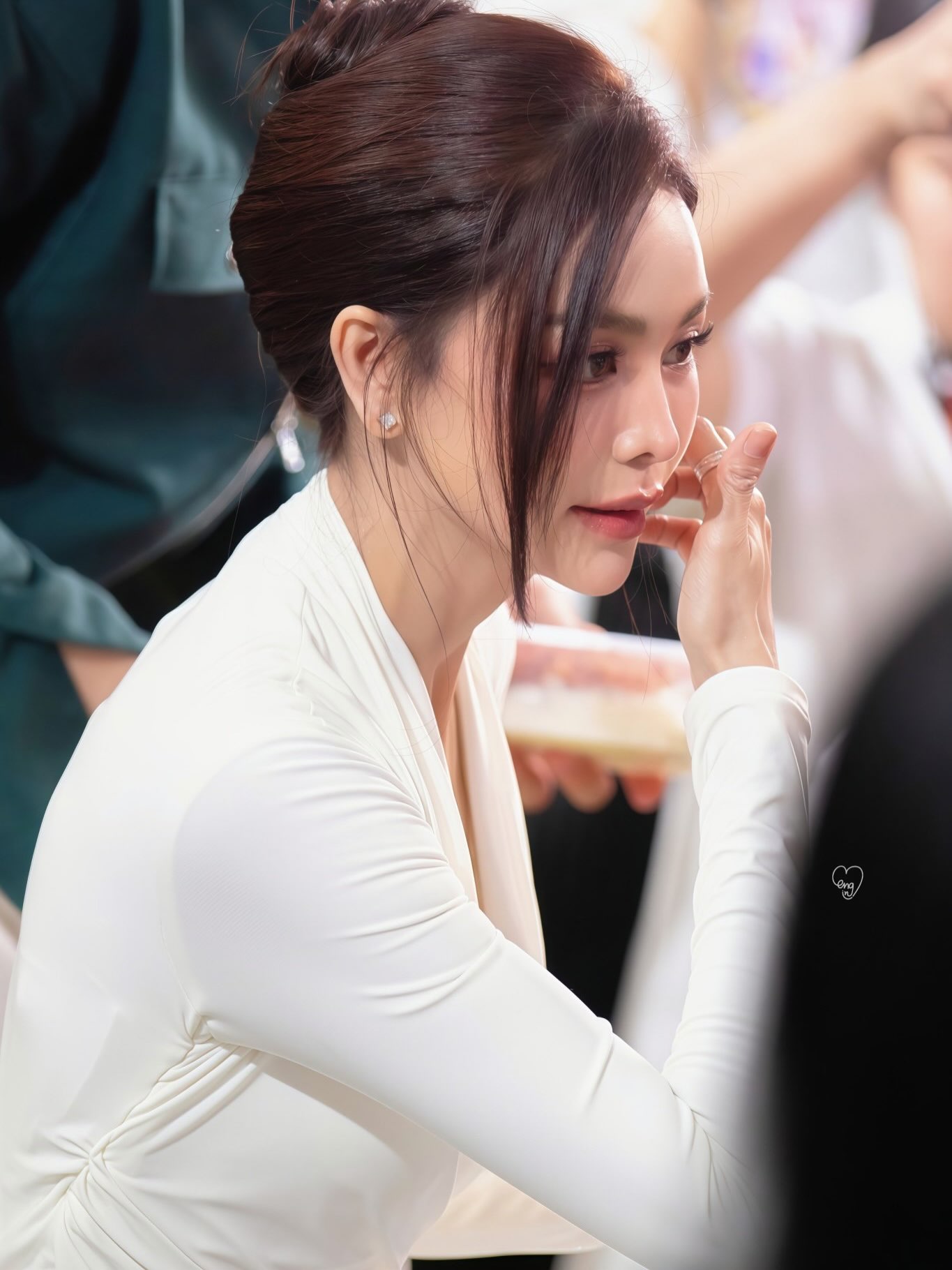 อิงฟ้า วราหะ