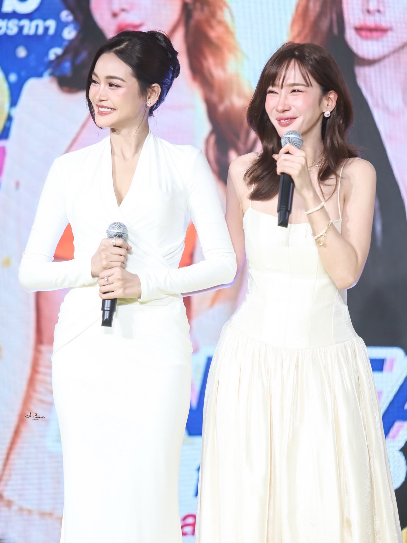 อิงฟ้า วราหะ