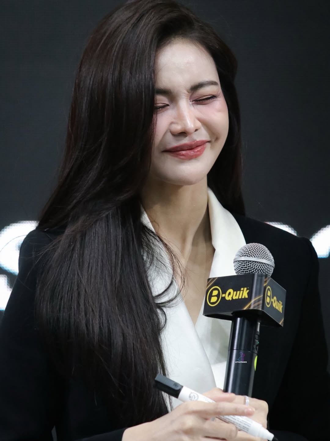 อิงฟ้า วราหะ