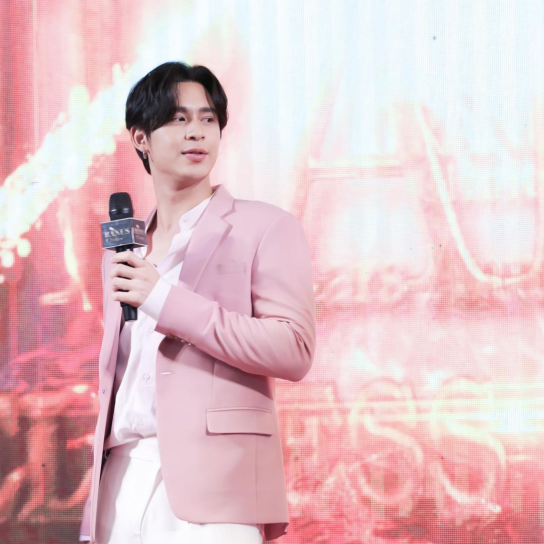 โดนัท - ภัทรพลฒ์ เดชพงษ์วรานนท์