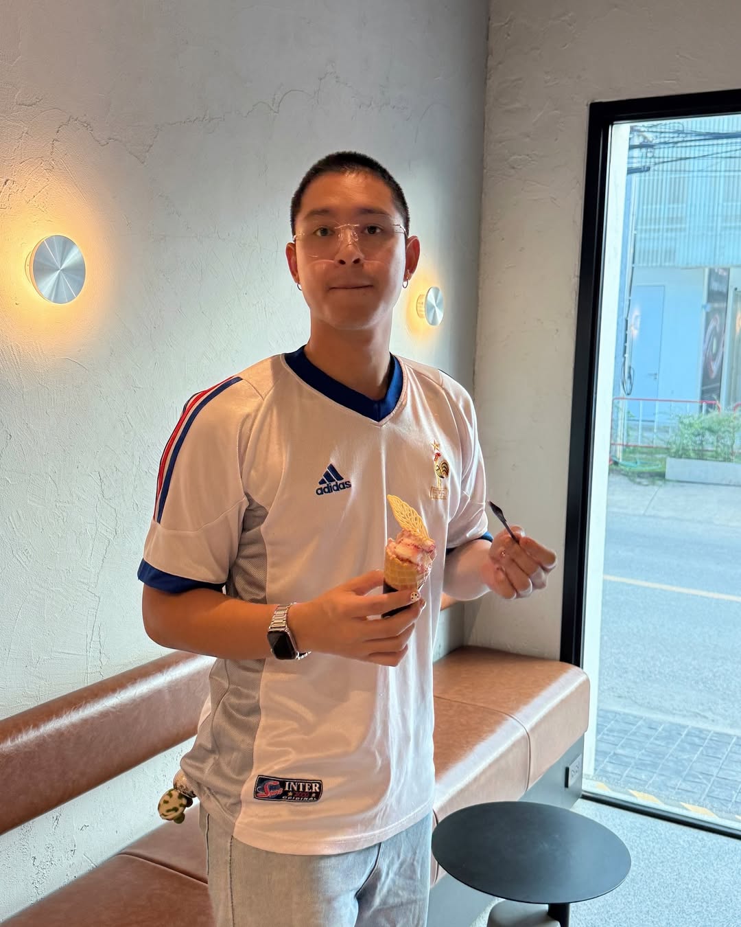 โดนัท - ภัทรพลฒ์ เดชพงษ์วรานนท์