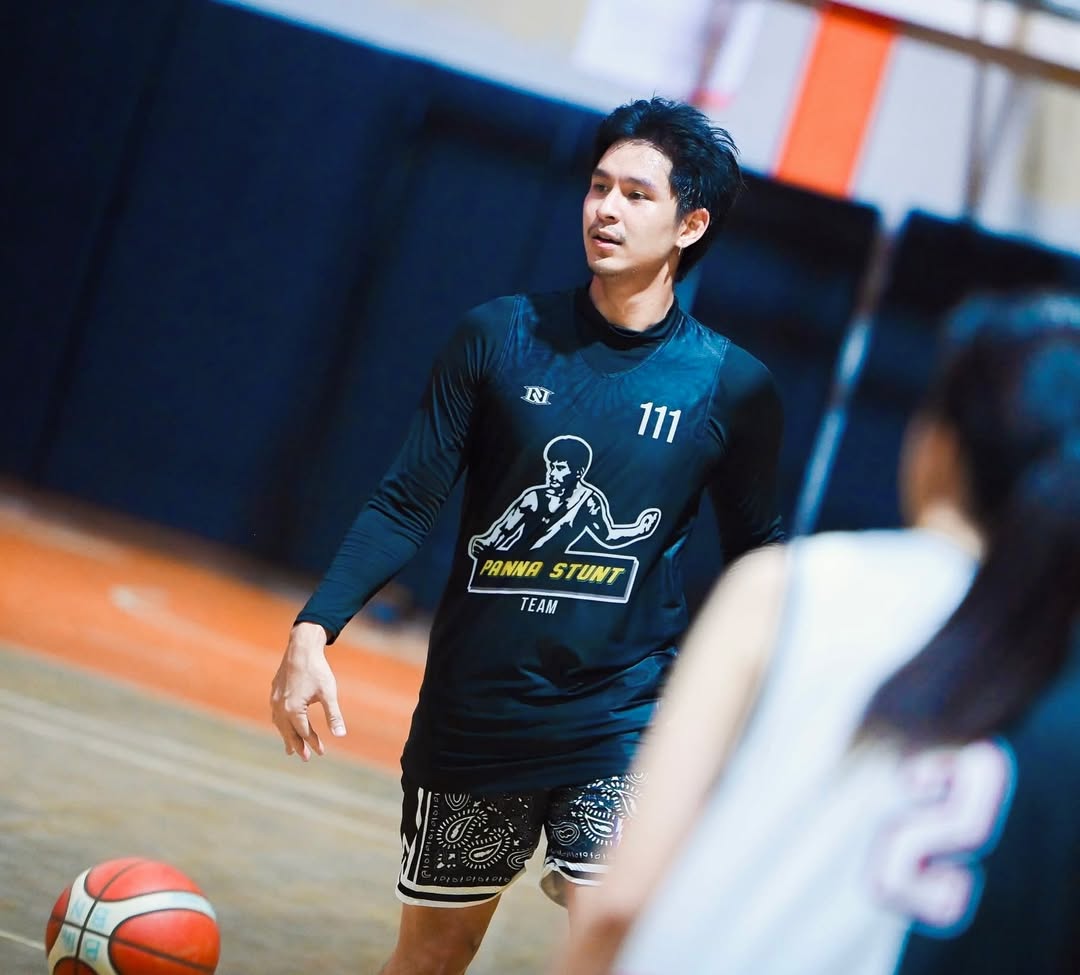 โดนัท - ภัทรพลฒ์ เดชพงษ์วรานนท์