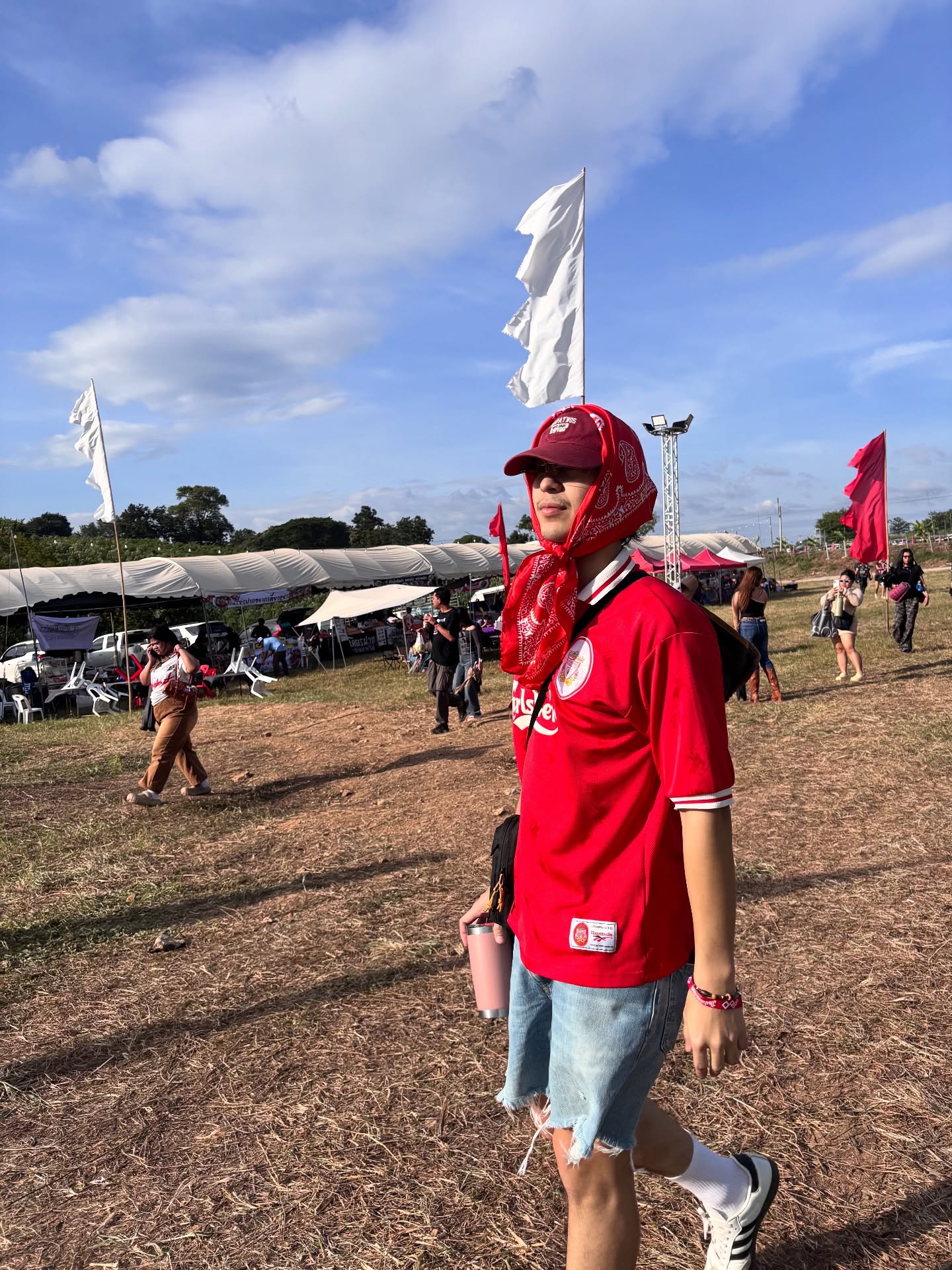 โดนัท - ภัทรพลฒ์ เดชพงษ์วรานนท์