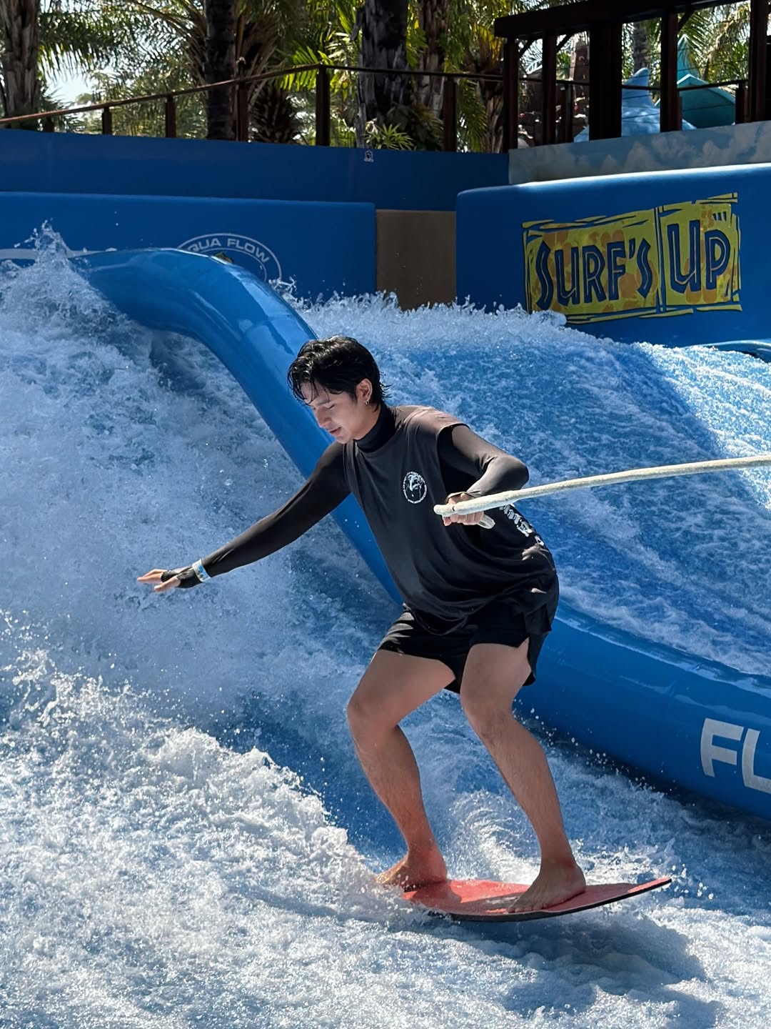 โดนัท - ภัทรพลฒ์ เดชพงษ์วรานนท์