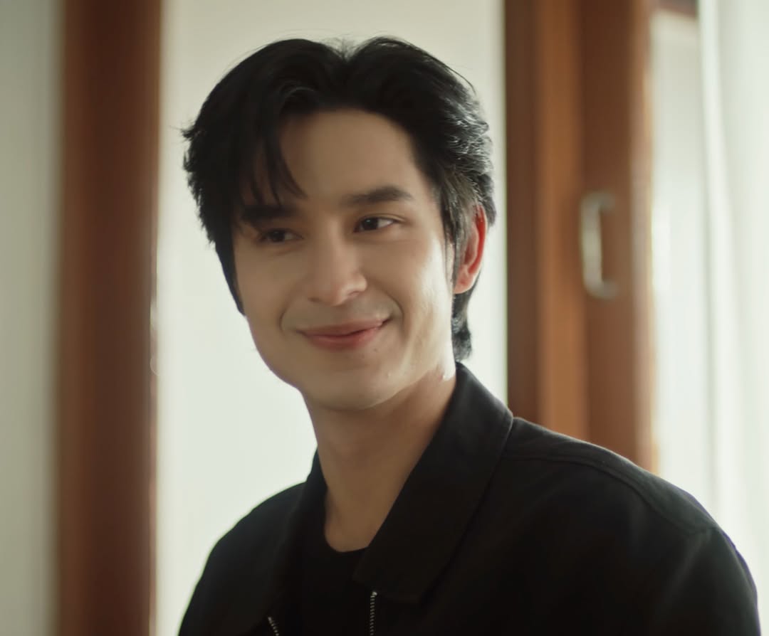 โดนัท - ภัทรพลฒ์ เดชพงษ์วรานนท์