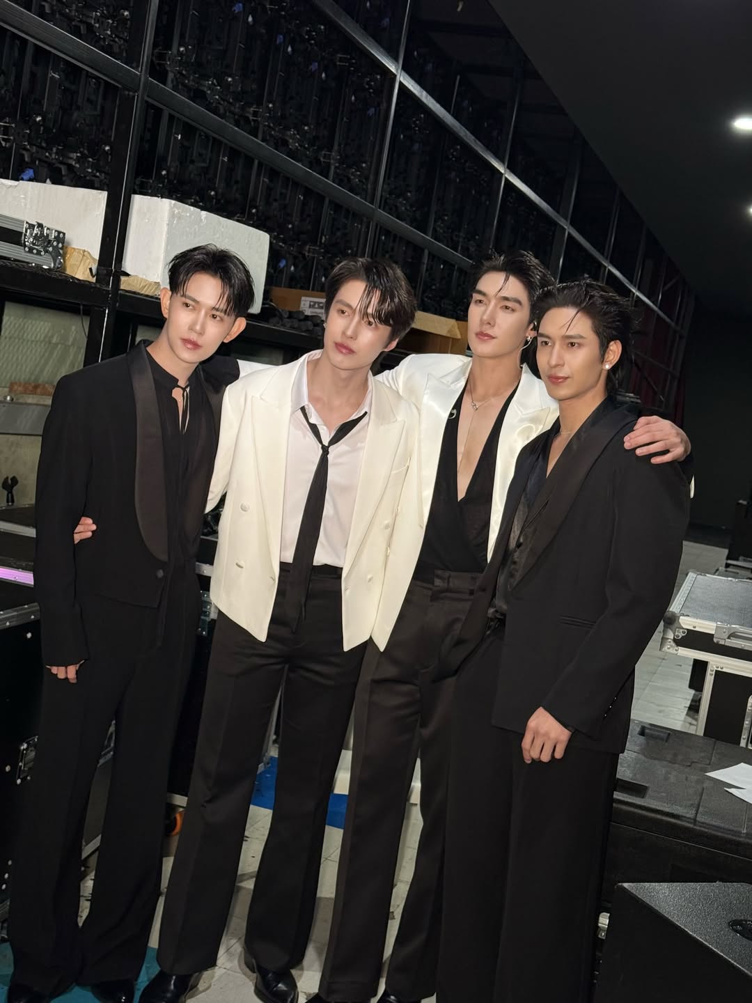 โดนัท - ภัทรพลฒ์ เดชพงษ์วรานนท์