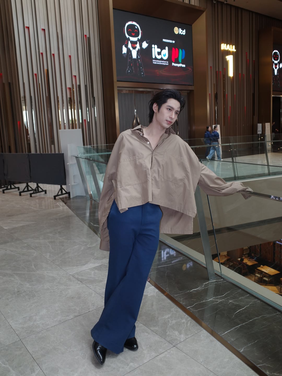 โดนัท - ภัทรพลฒ์ เดชพงษ์วรานนท์