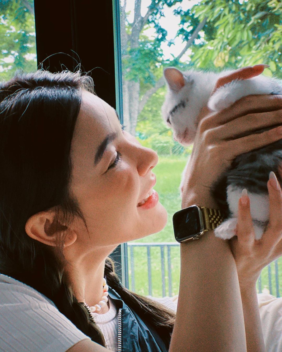 โบว์ - เบญจวรรณ อาร์ตเนอร์