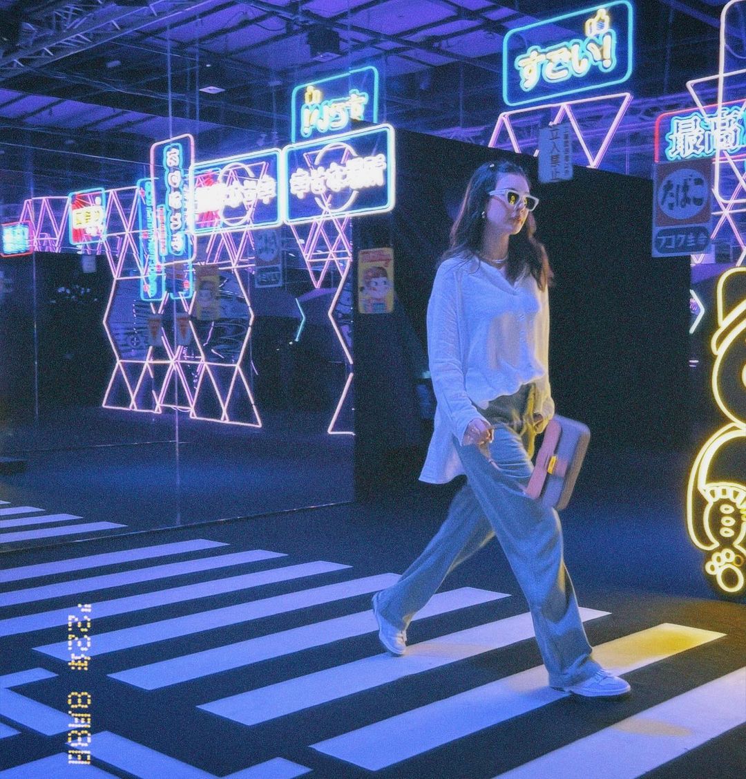 โบว์ - เบญจวรรณ อาร์ตเนอร์