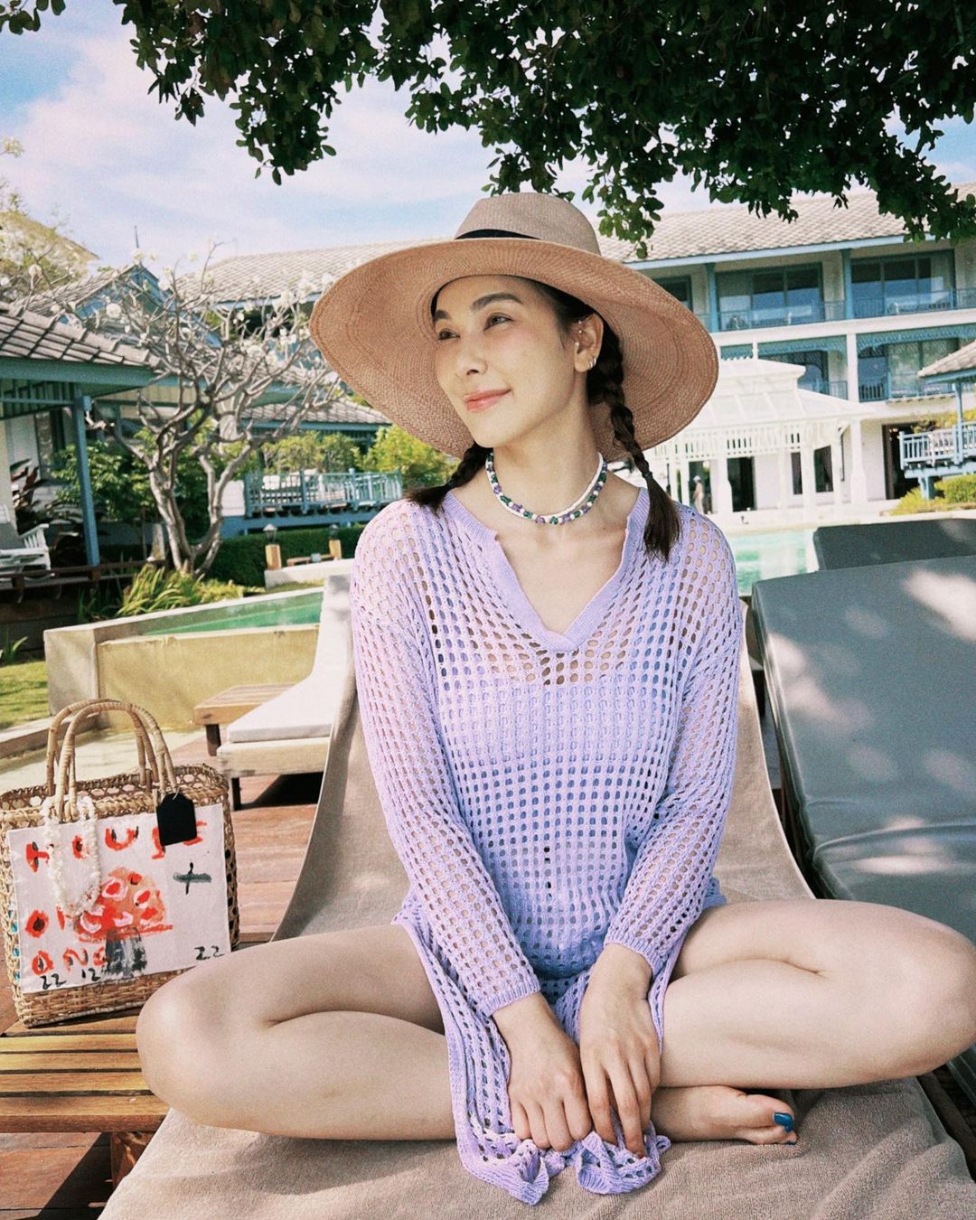 โบว์ - เบญจวรรณ อาร์ตเนอร์