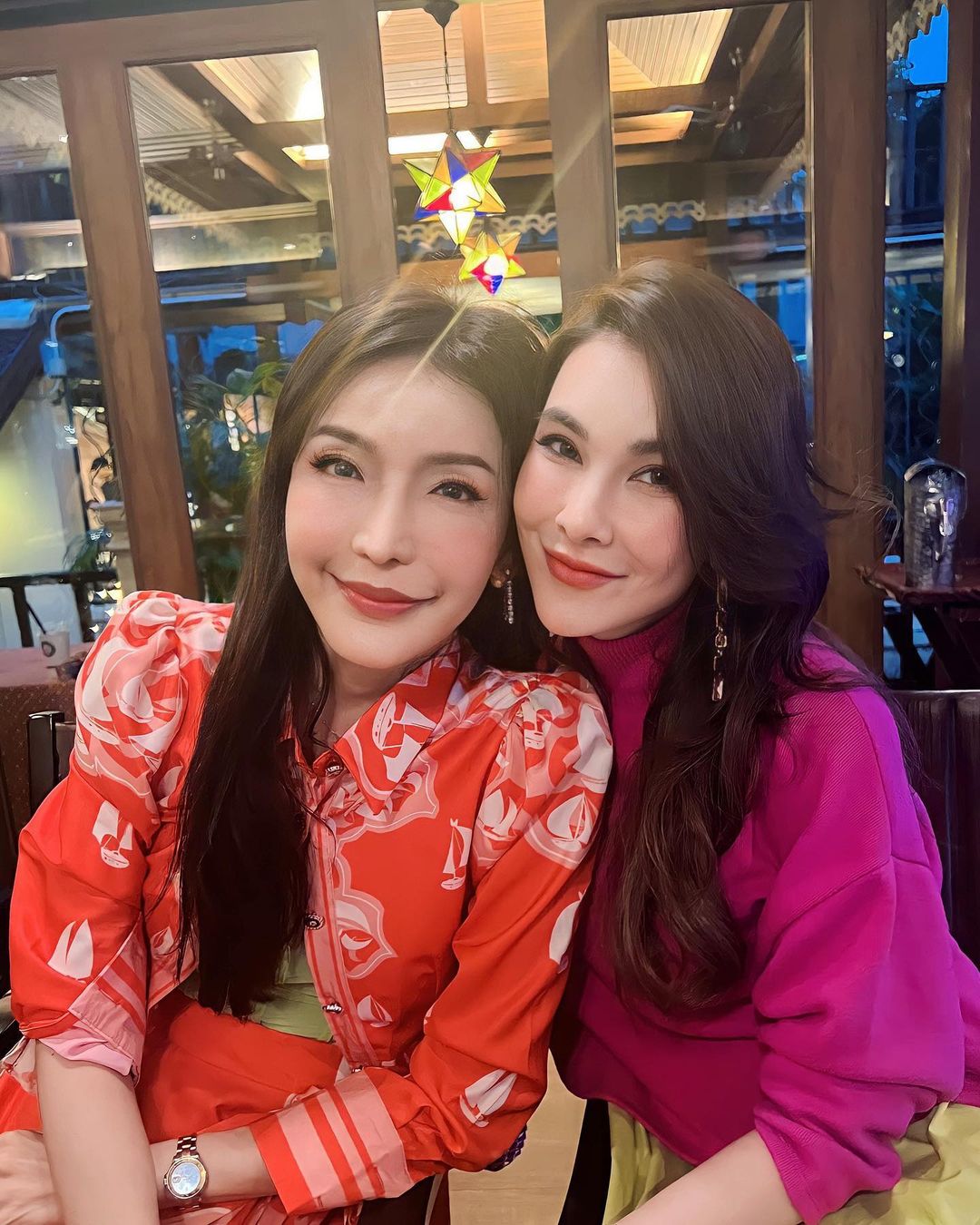 โบว์ - เบญจวรรณ อาร์ตเนอร์