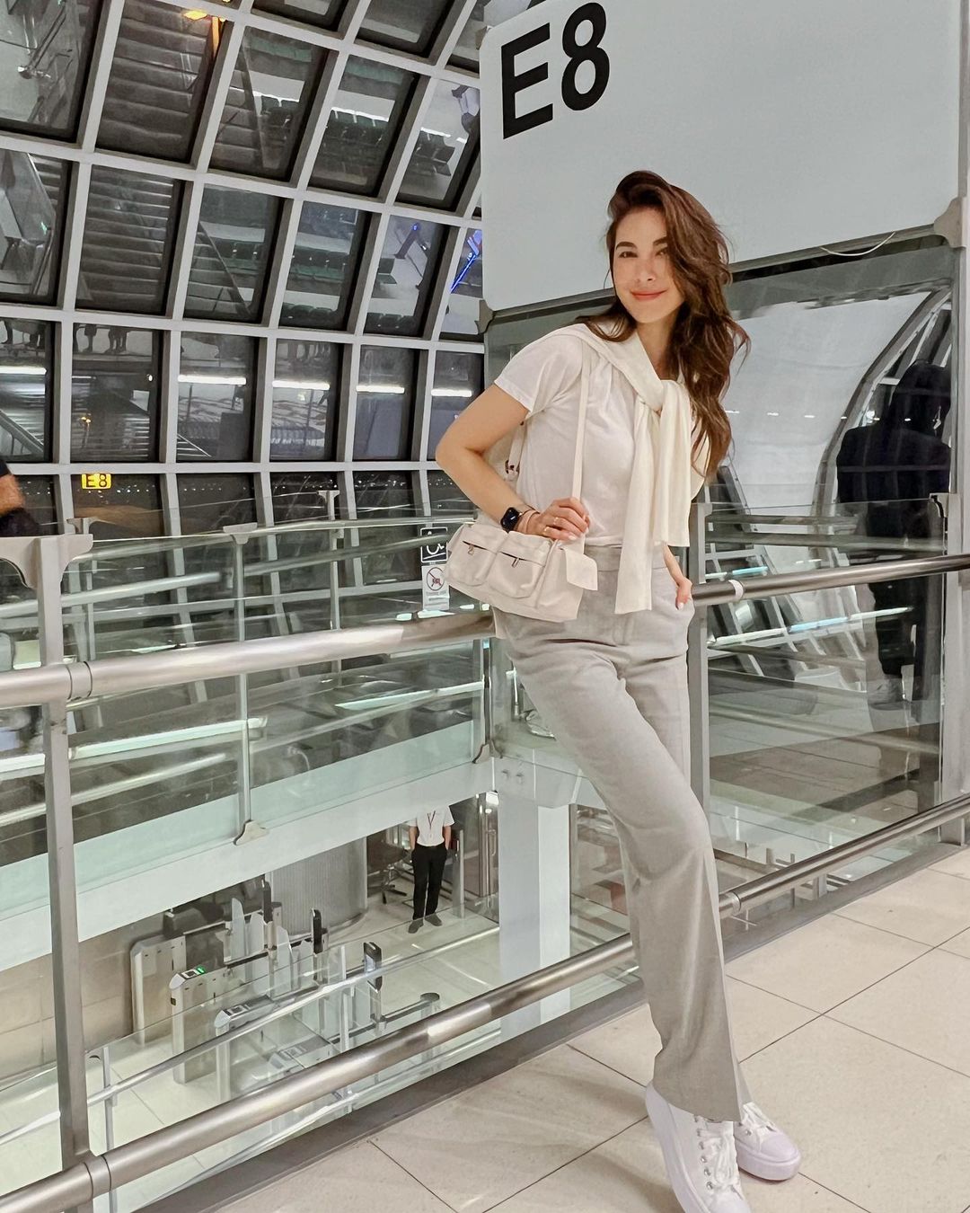 โบว์ - เบญจวรรณ อาร์ตเนอร์