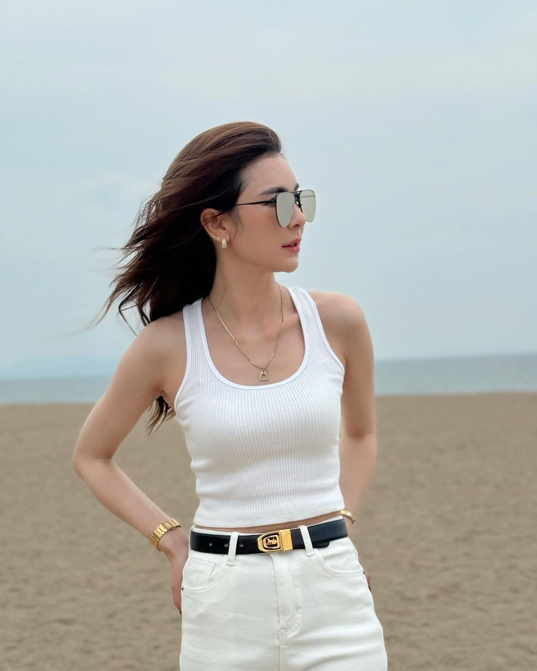 โบว์ - เบญจวรรณ อาร์ตเนอร์