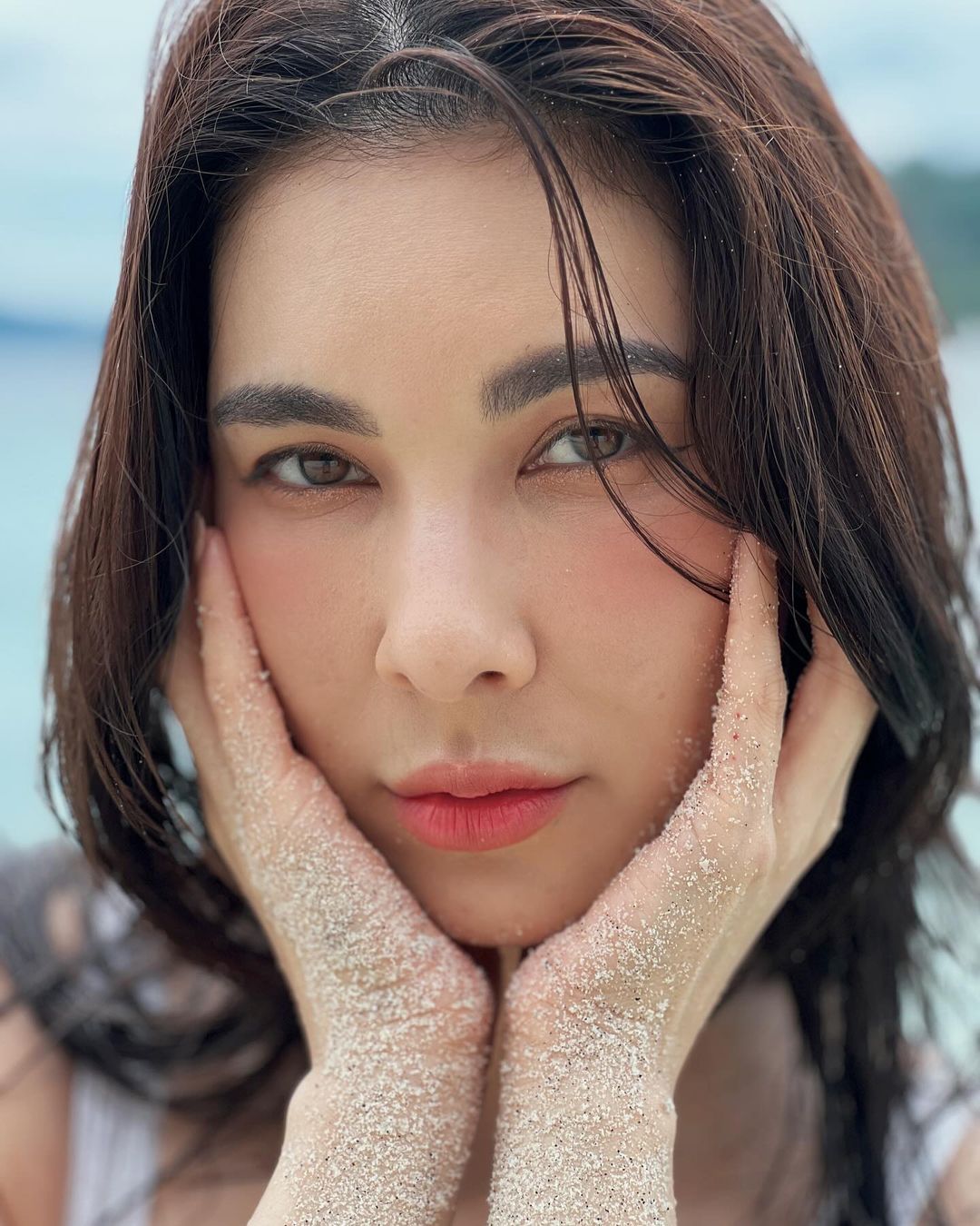 โบว์ - เบญจวรรณ อาร์ตเนอร์