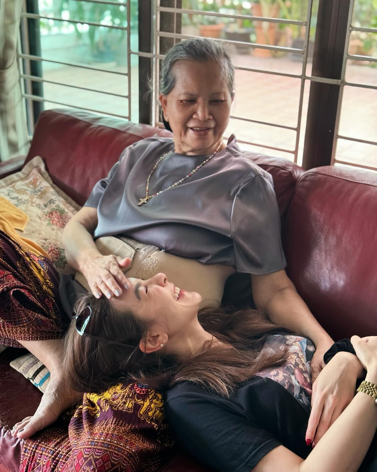 โบว์ - เบญจวรรณ อาร์ตเนอร์